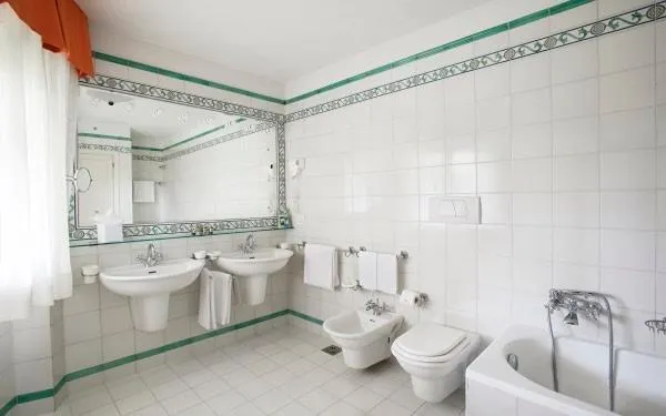 Bathroom in Hermitage Hotel & Resort Forte dei Marmi - Starhotels Collezione