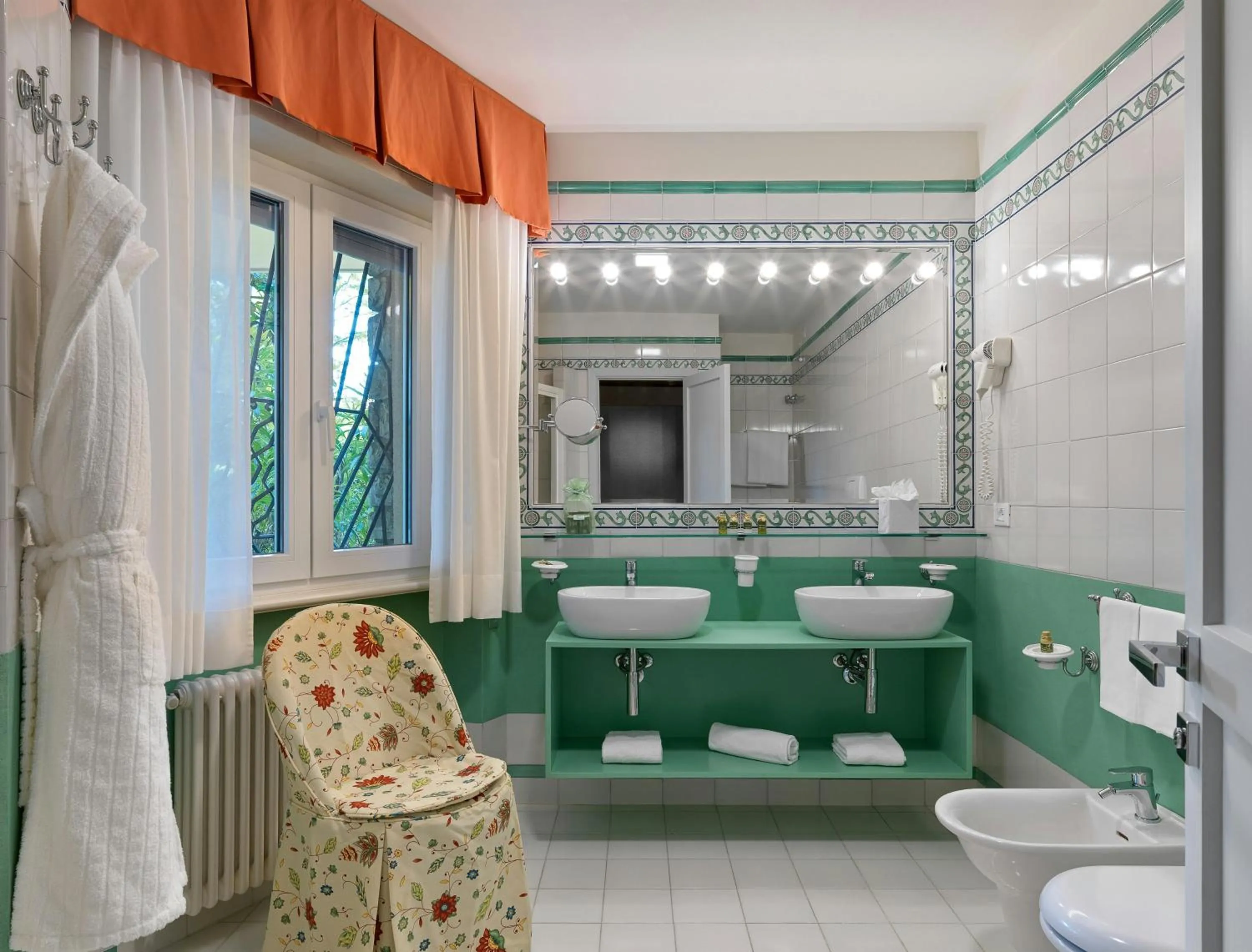 Bathroom in Hermitage Hotel & Resort Forte dei Marmi - Starhotels Collezione