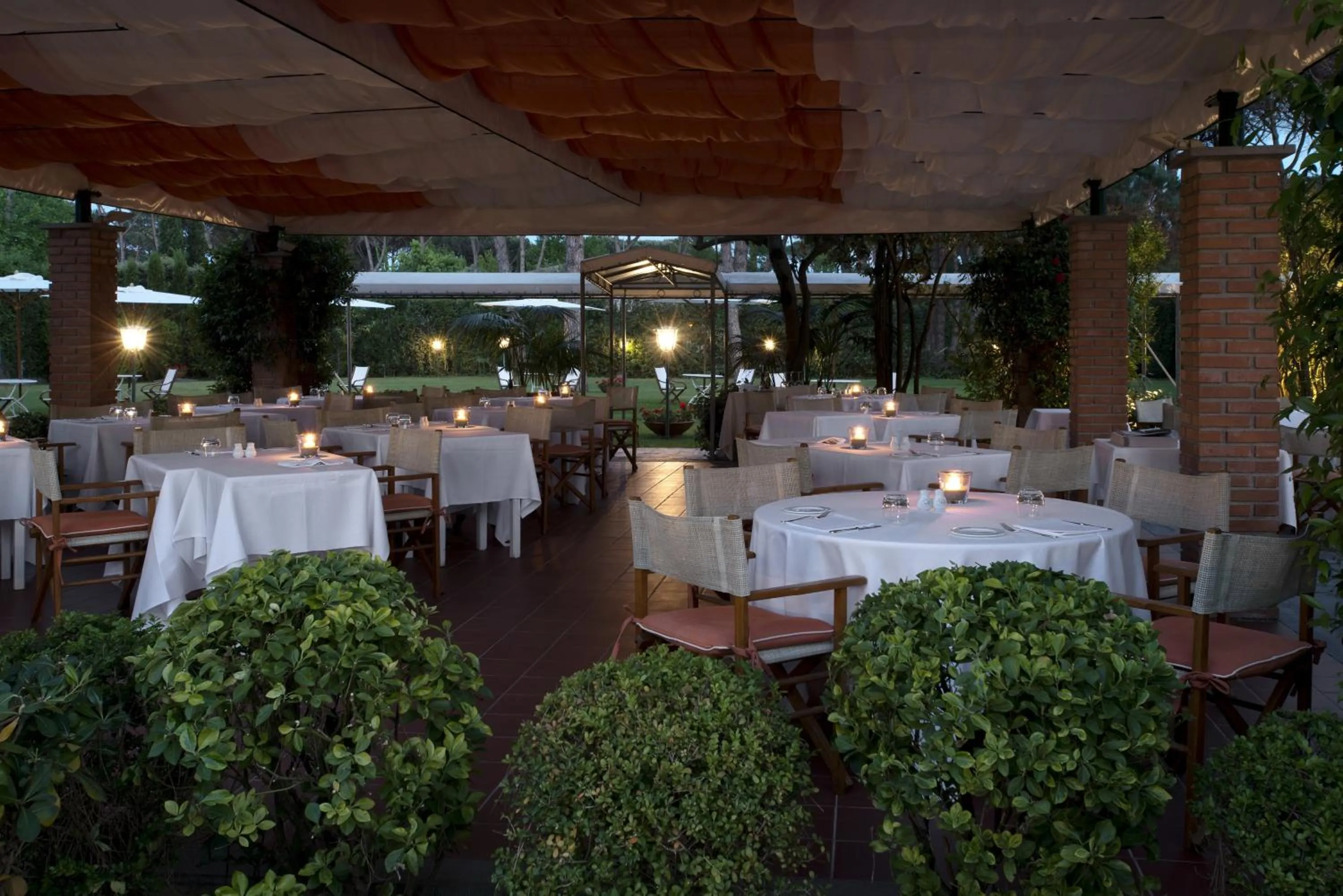 Restaurant/places to eat in Hotel Hermitage