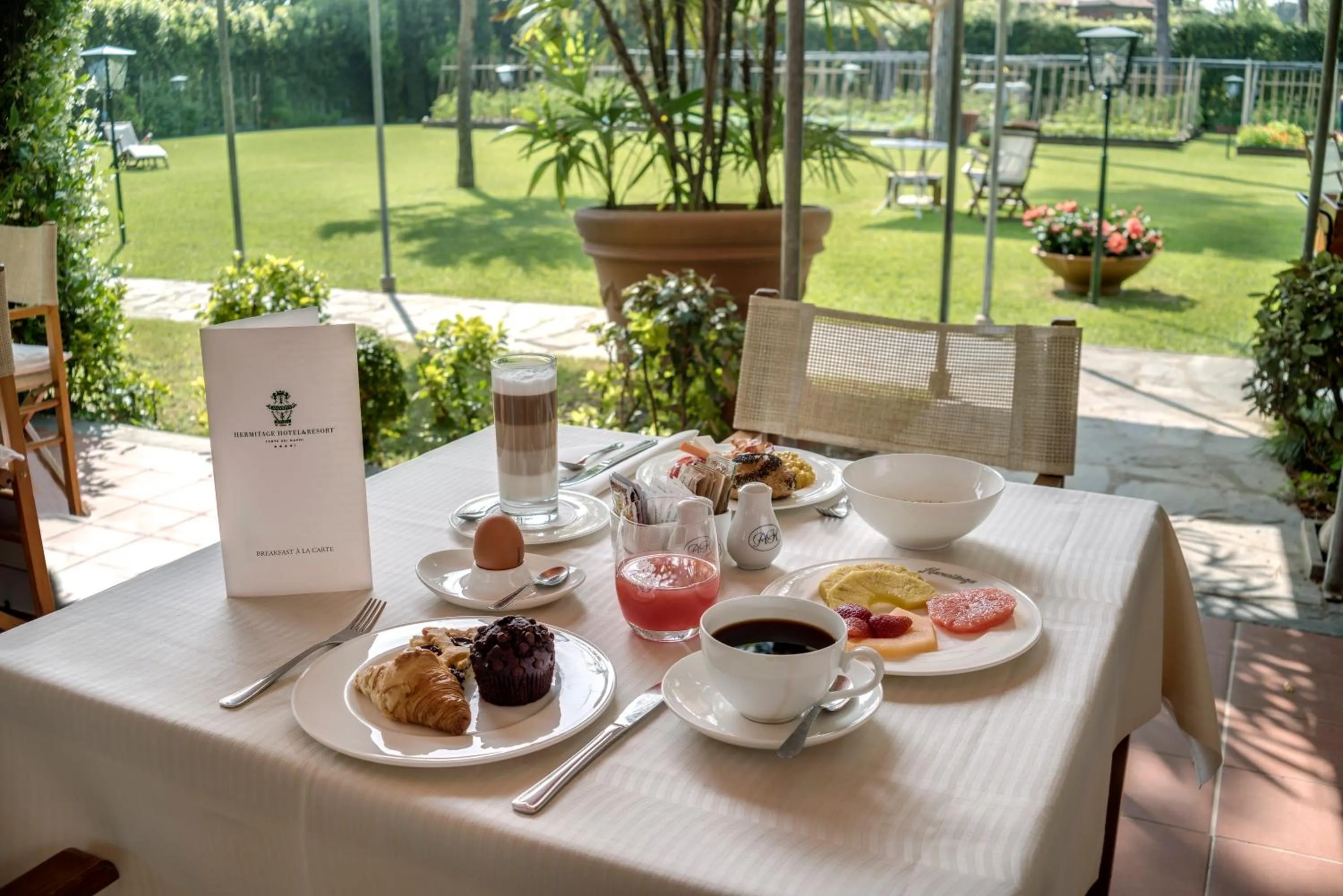 Breakfast in Hotel Hermitage