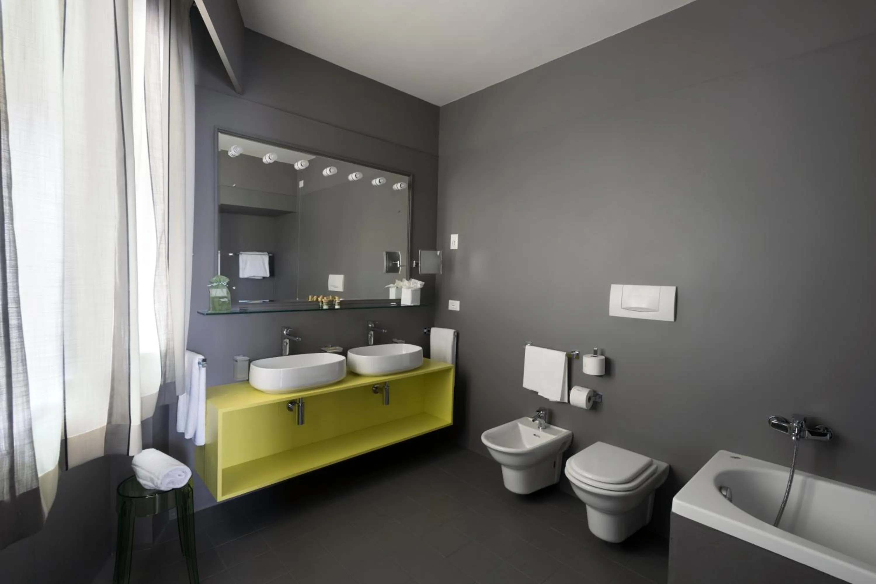 Bathroom in Hermitage Hotel & Resort Forte dei Marmi - Starhotels Collezione