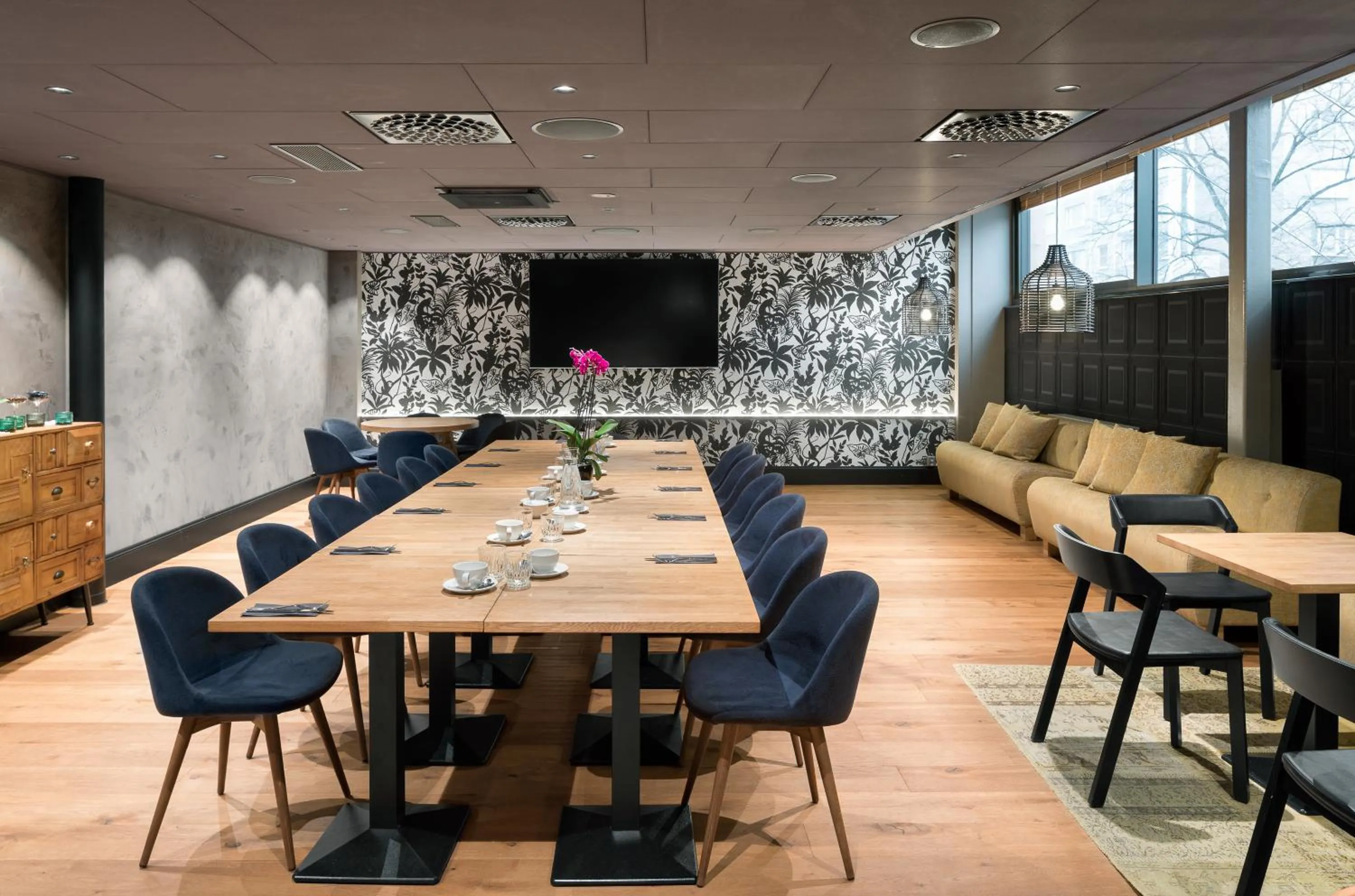 Meeting/conference room in Solo Sokos Hotel Turun Seurahuone