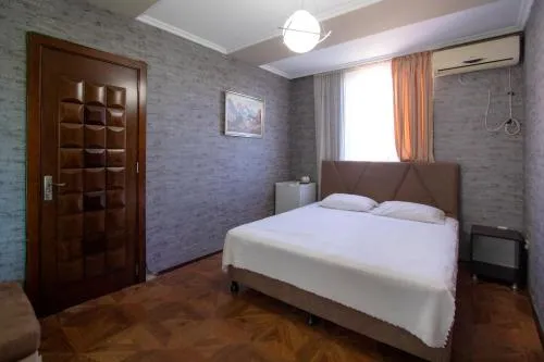 Hotel Smile