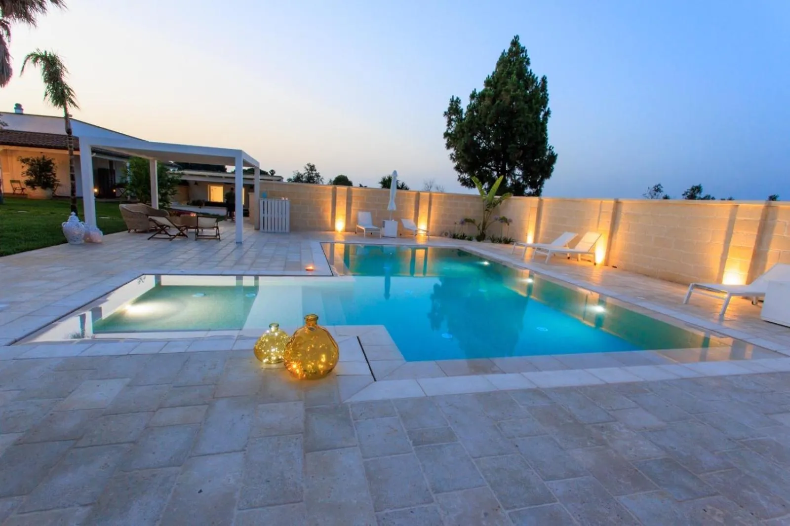 Swimming pool in Il Giardino di Jo