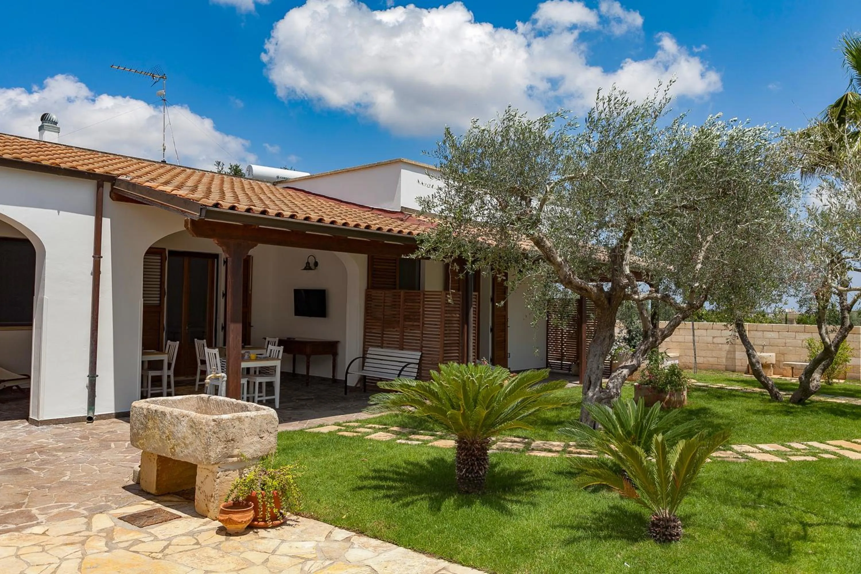 Property building in Il Giardino di Jo