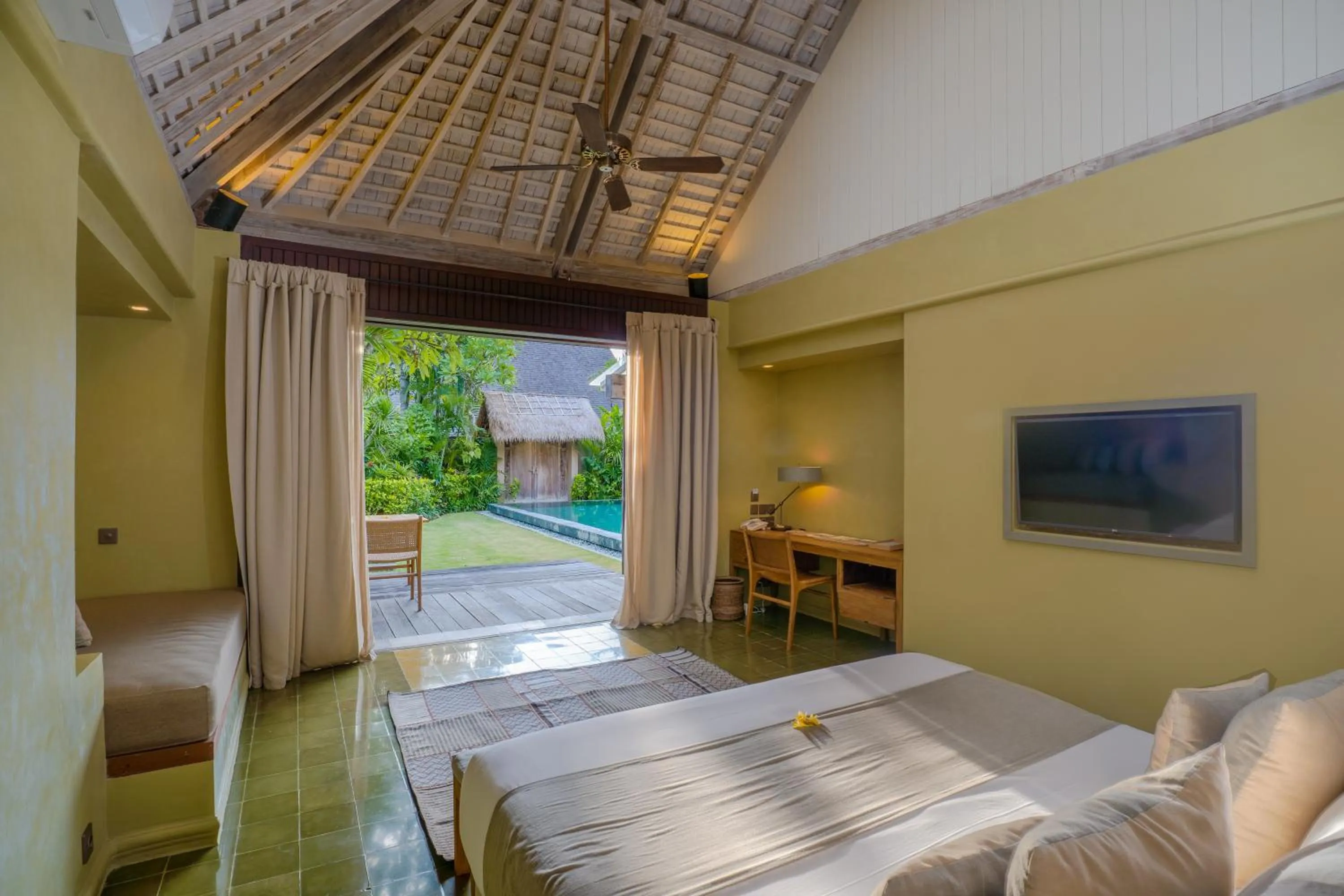 Bedroom, Bed in Space Villas Bali