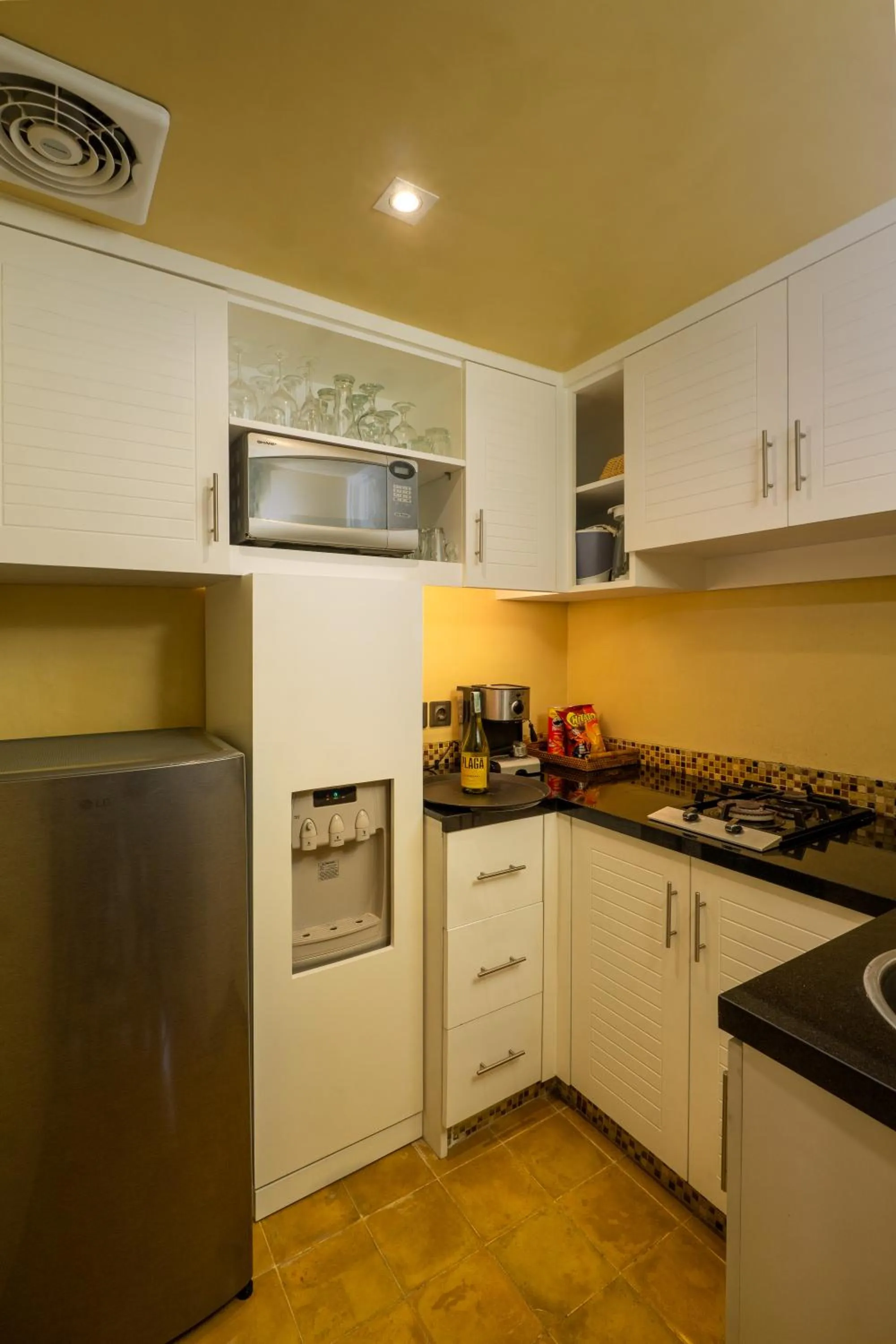 Coffee/tea facilities in Space Villas Bali