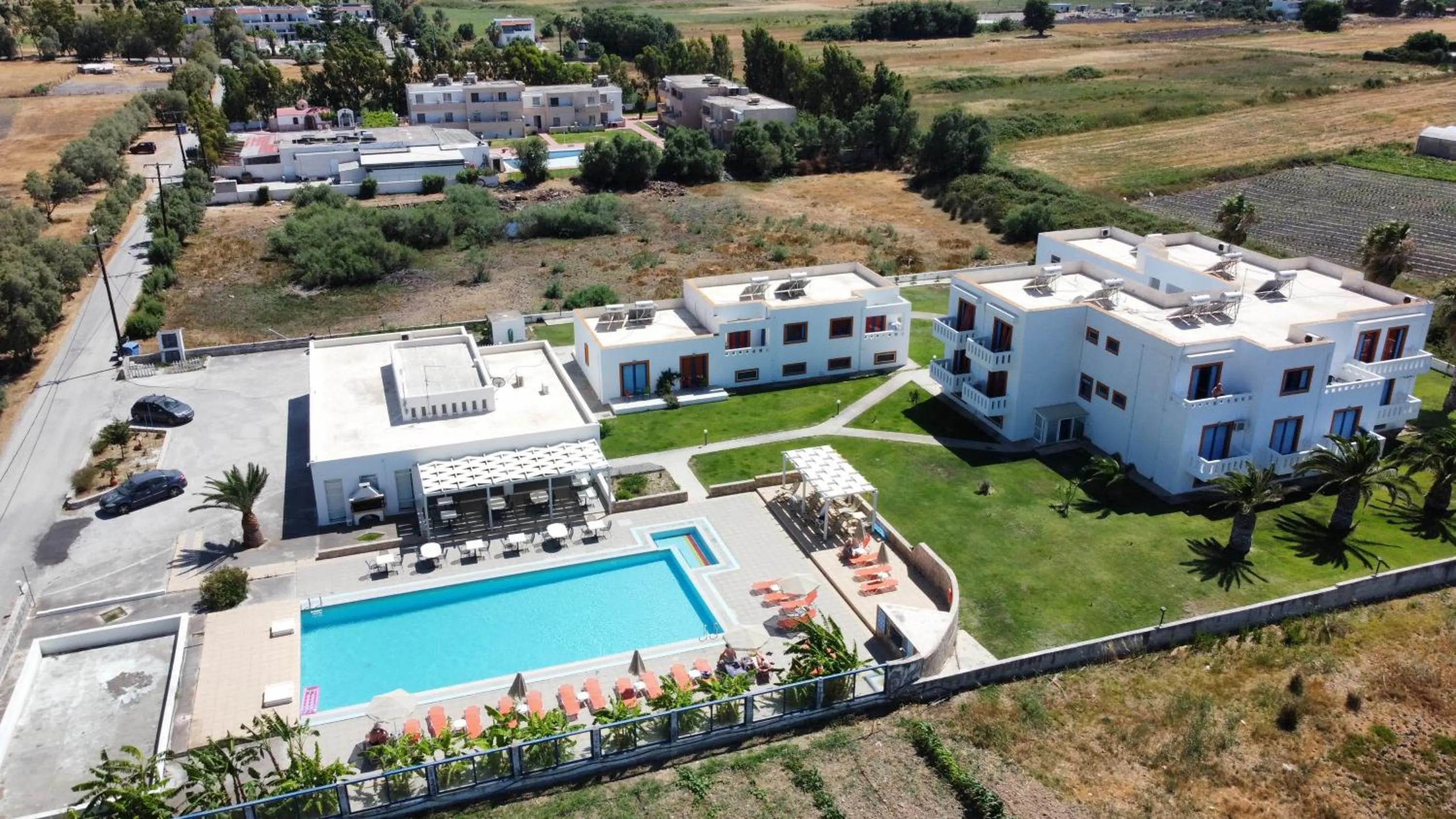 Bouradanis Art Hotel