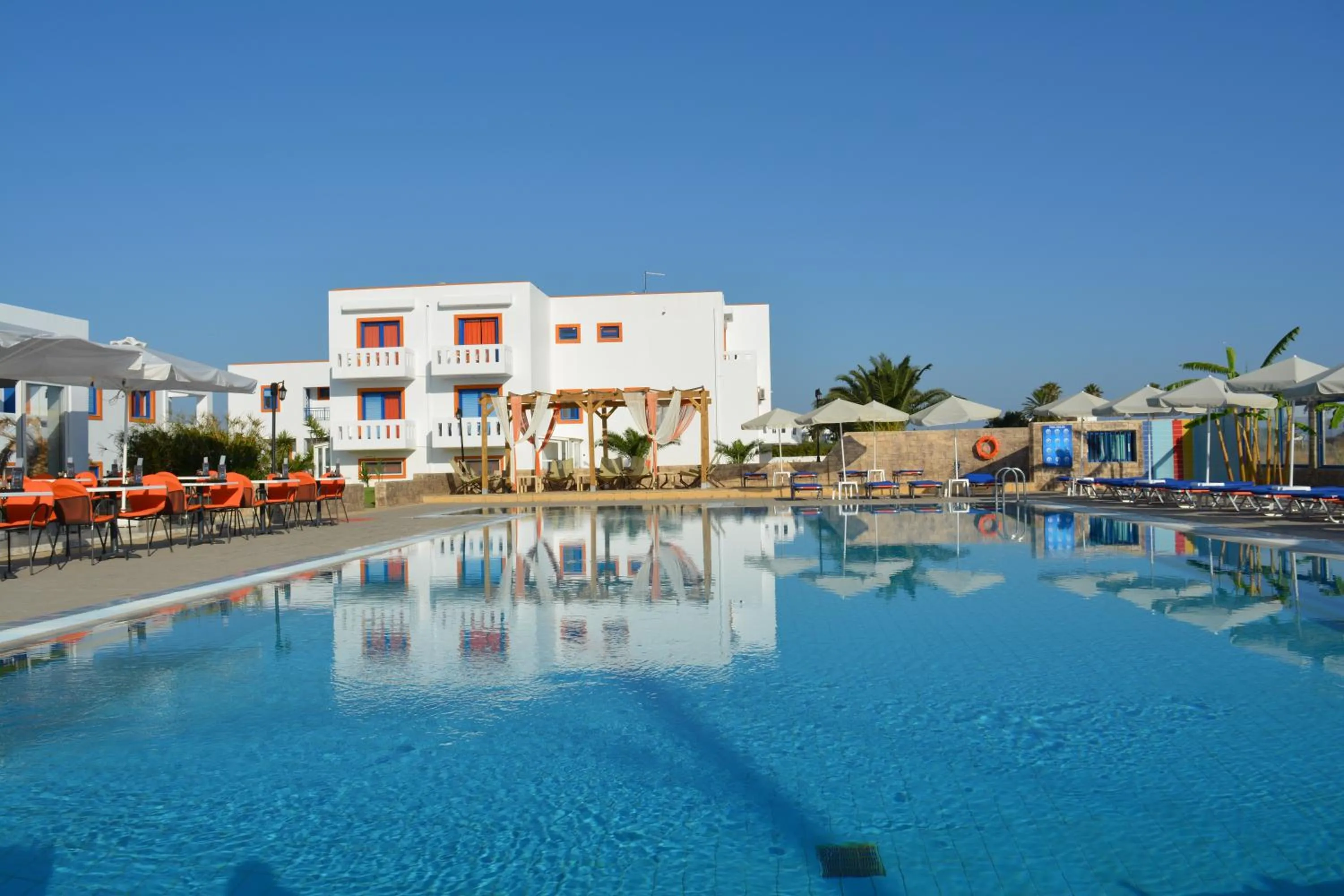 Bouradanis Art Hotel