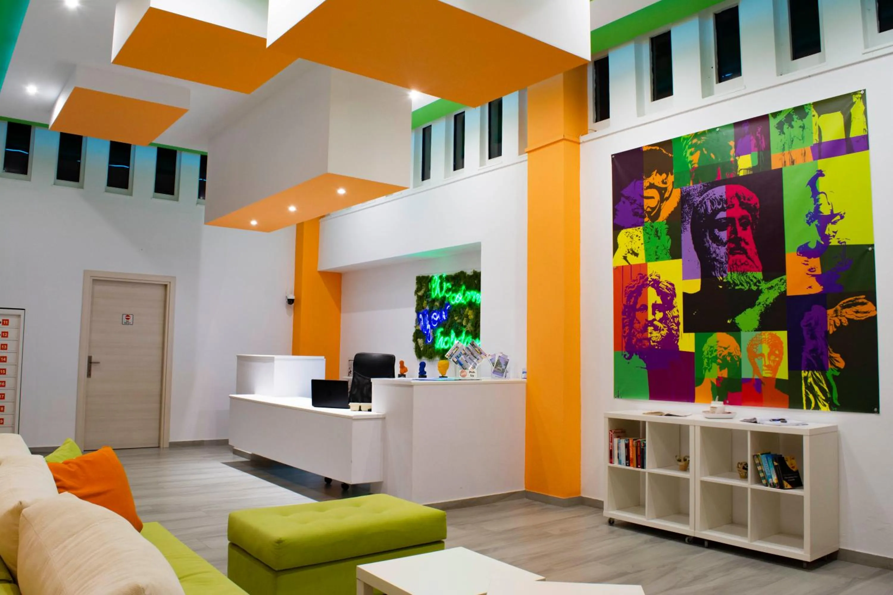 Bouradanis Art Hotel