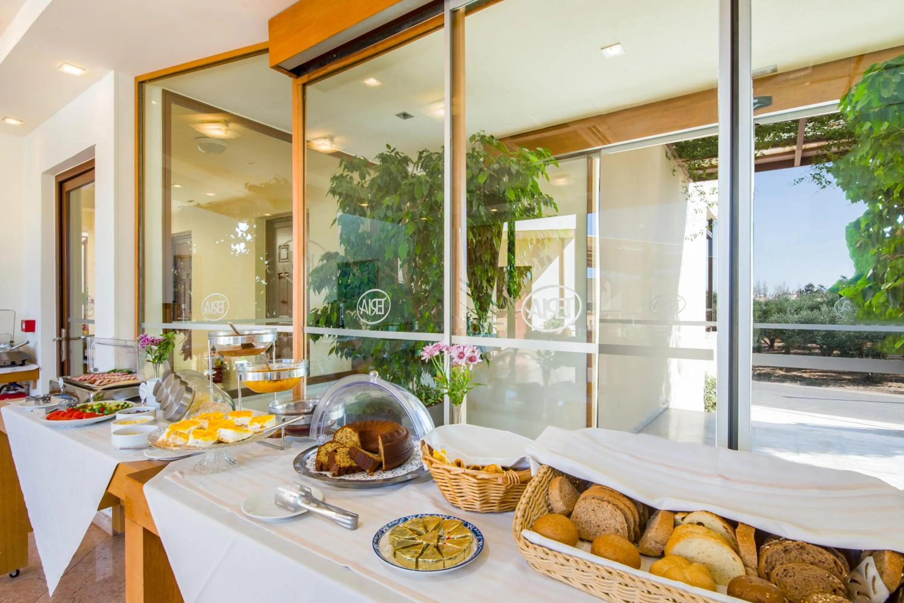 Food and drinks in ERIA RESORT for people with special abilities