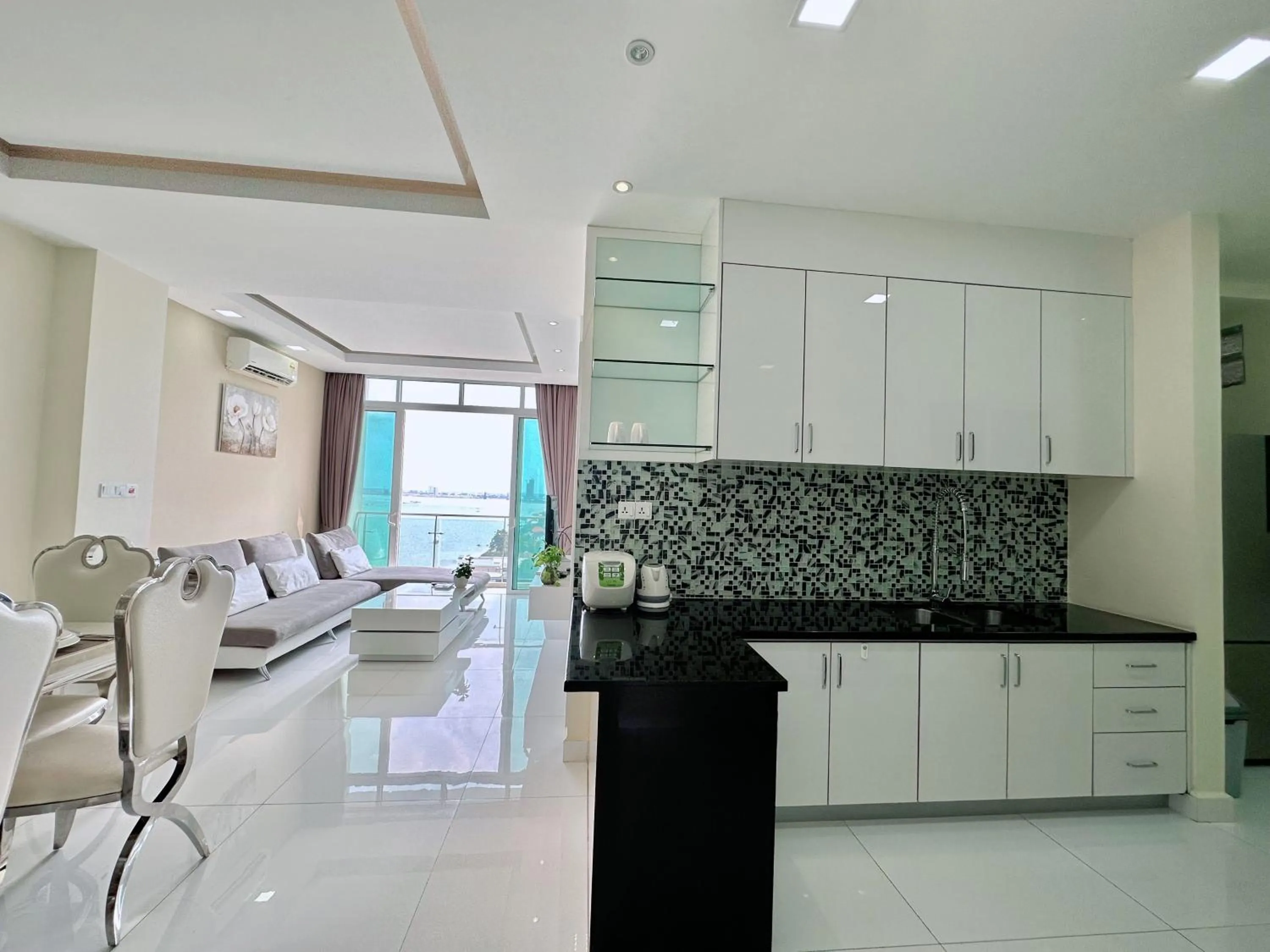 Living room in Infinity 28 Hotel and Residence