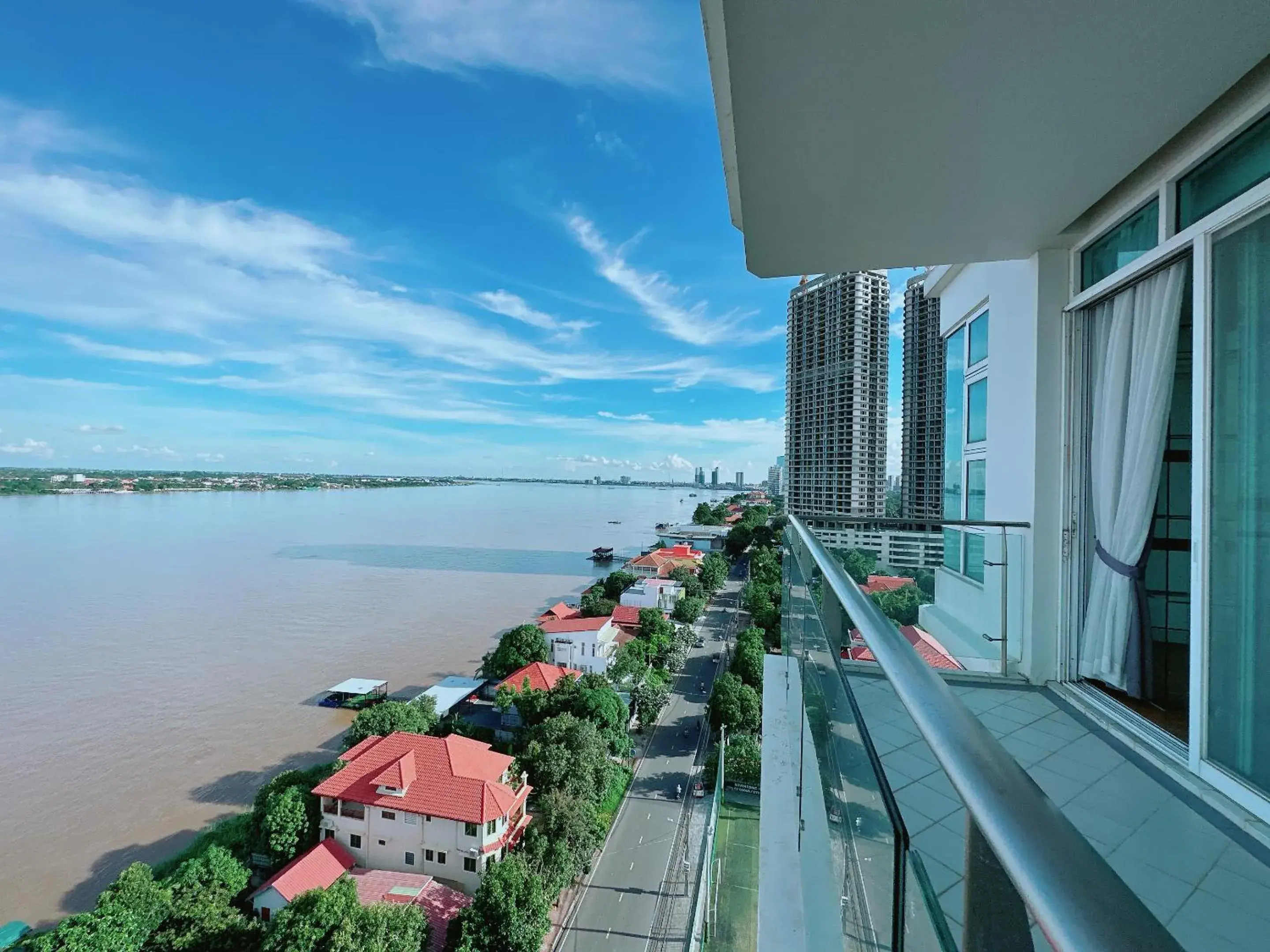 View (from property/room) in Infinity 28 Hotel and Residence View (from property/room) in Infinity 28 Hotel and Residence