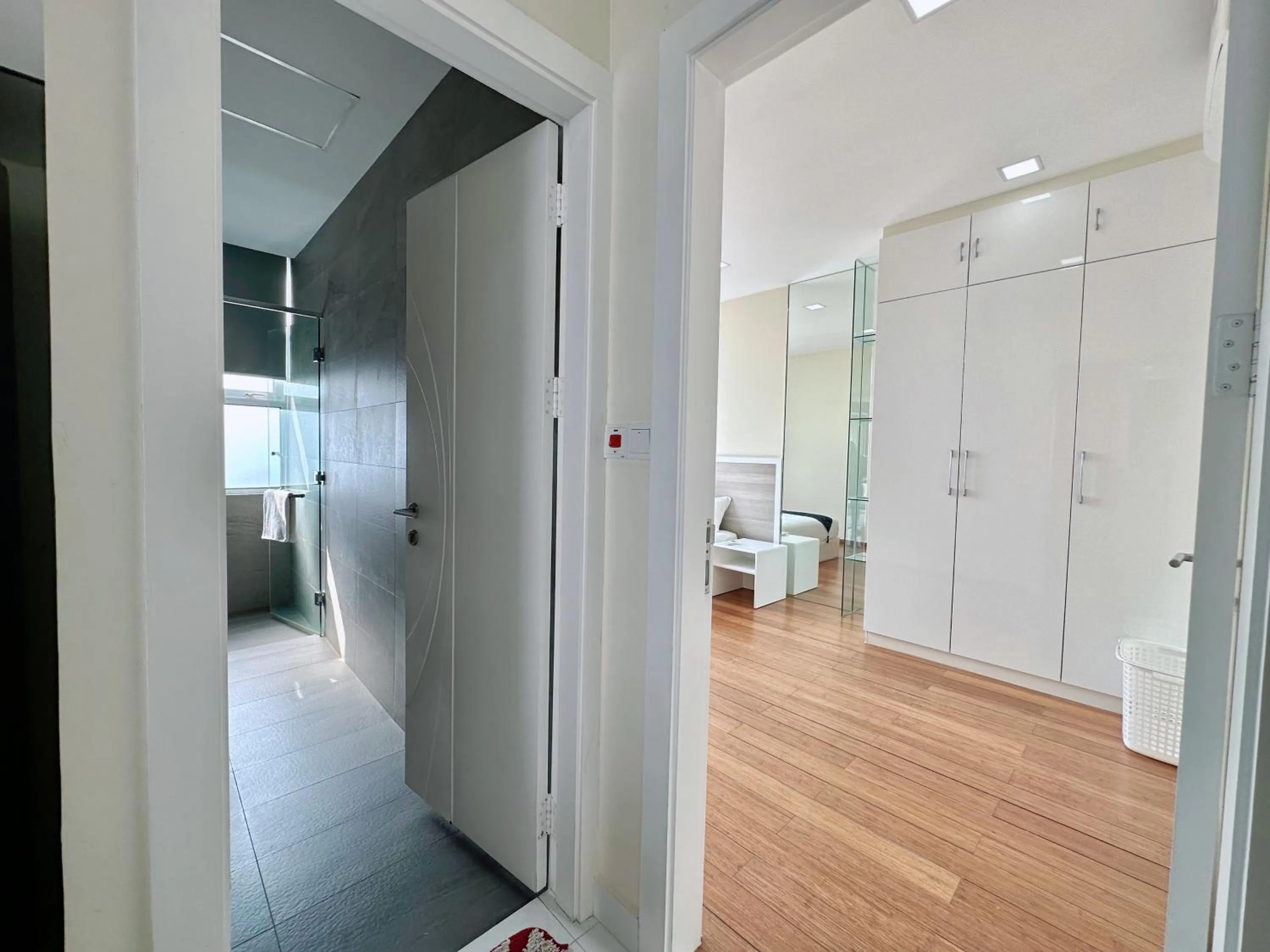 Bathroom in Infinity 28 Hotel and Residence