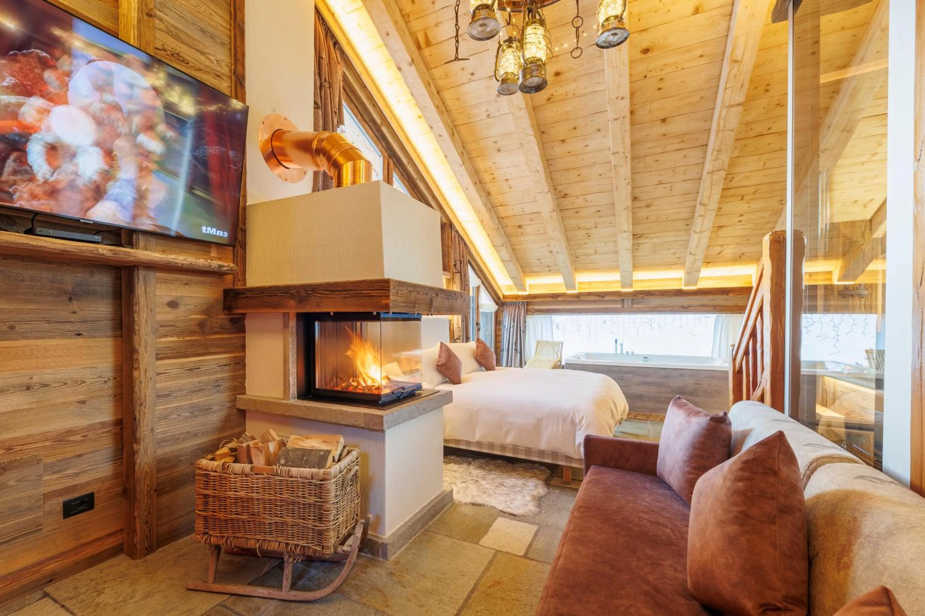 Bedroom, Bed in Park Chalet Village