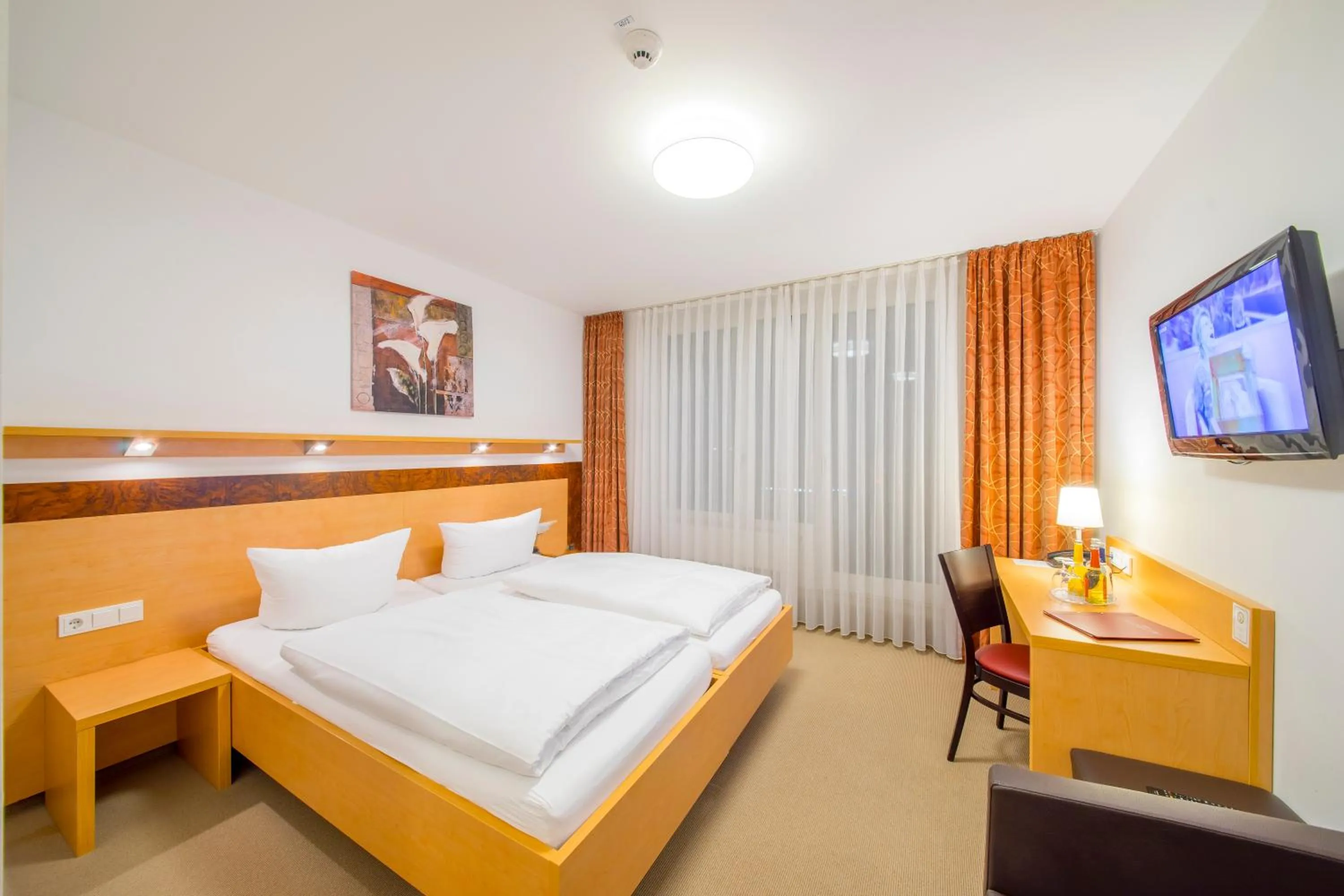 Bed in Hotel Nürnberger Hof