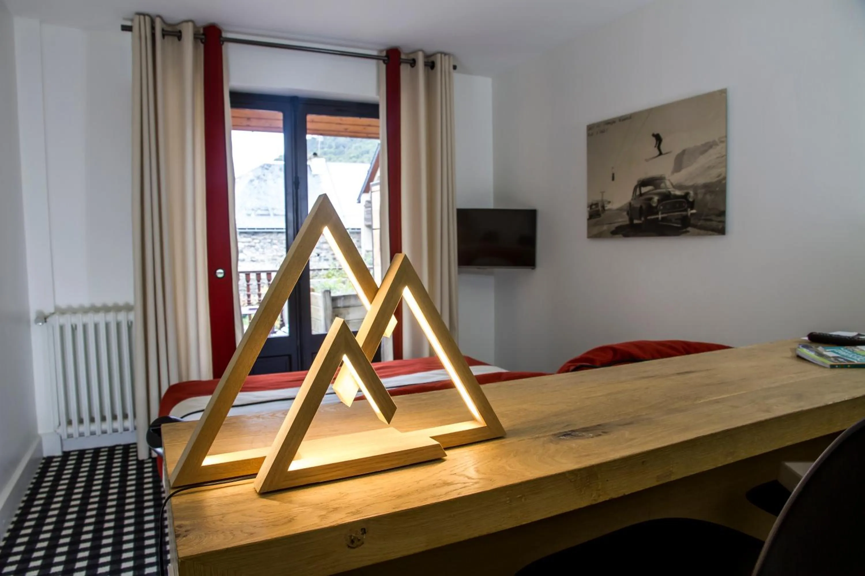 Bedroom in Hôtel Mir