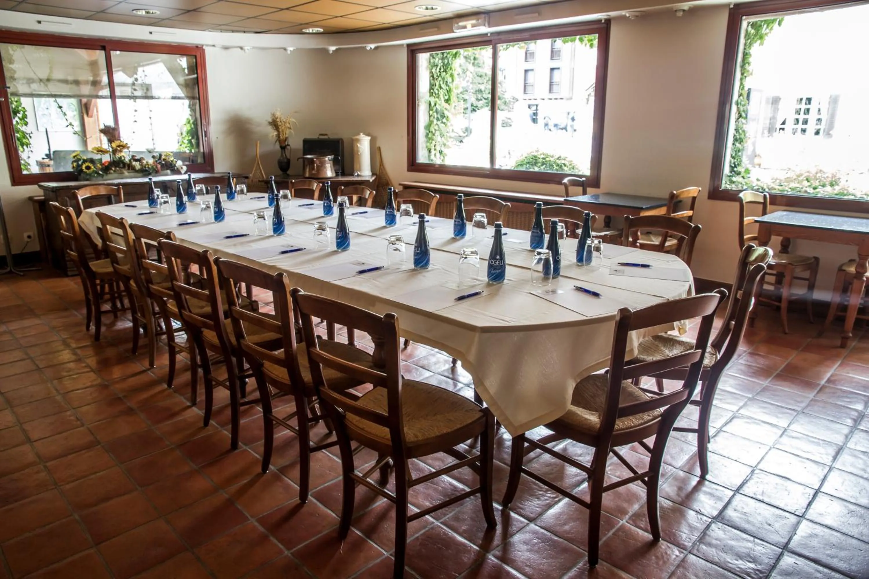 Meeting/conference room in Hôtel Mir