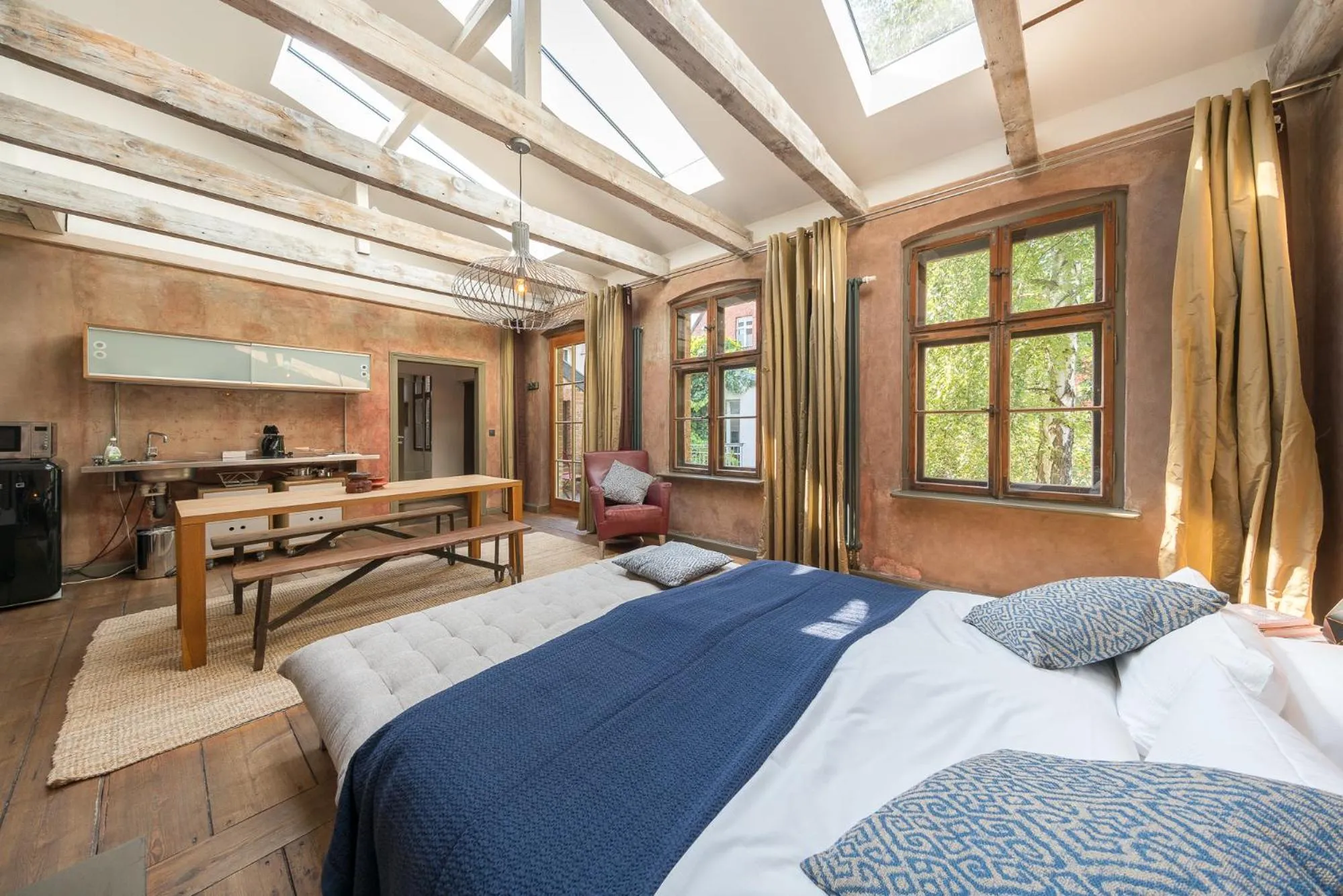 Bed in Design Apartments - "Im Holländerhaus"