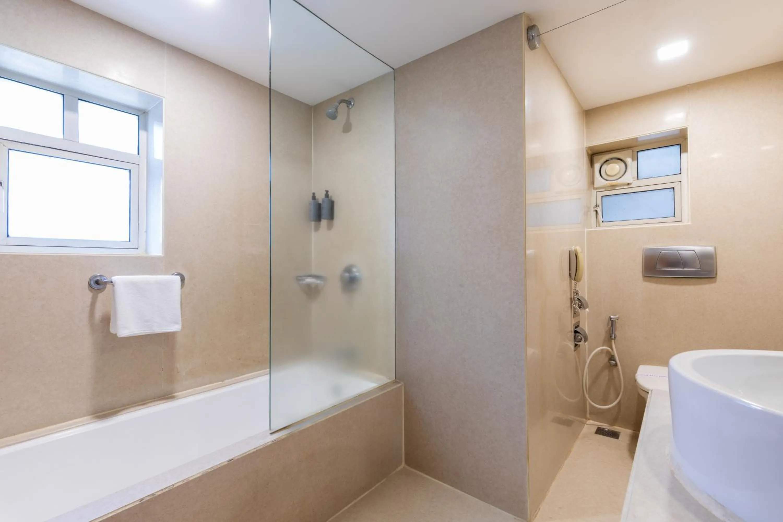 Hotel Heritage formerly known as Comfort Inn Heritage