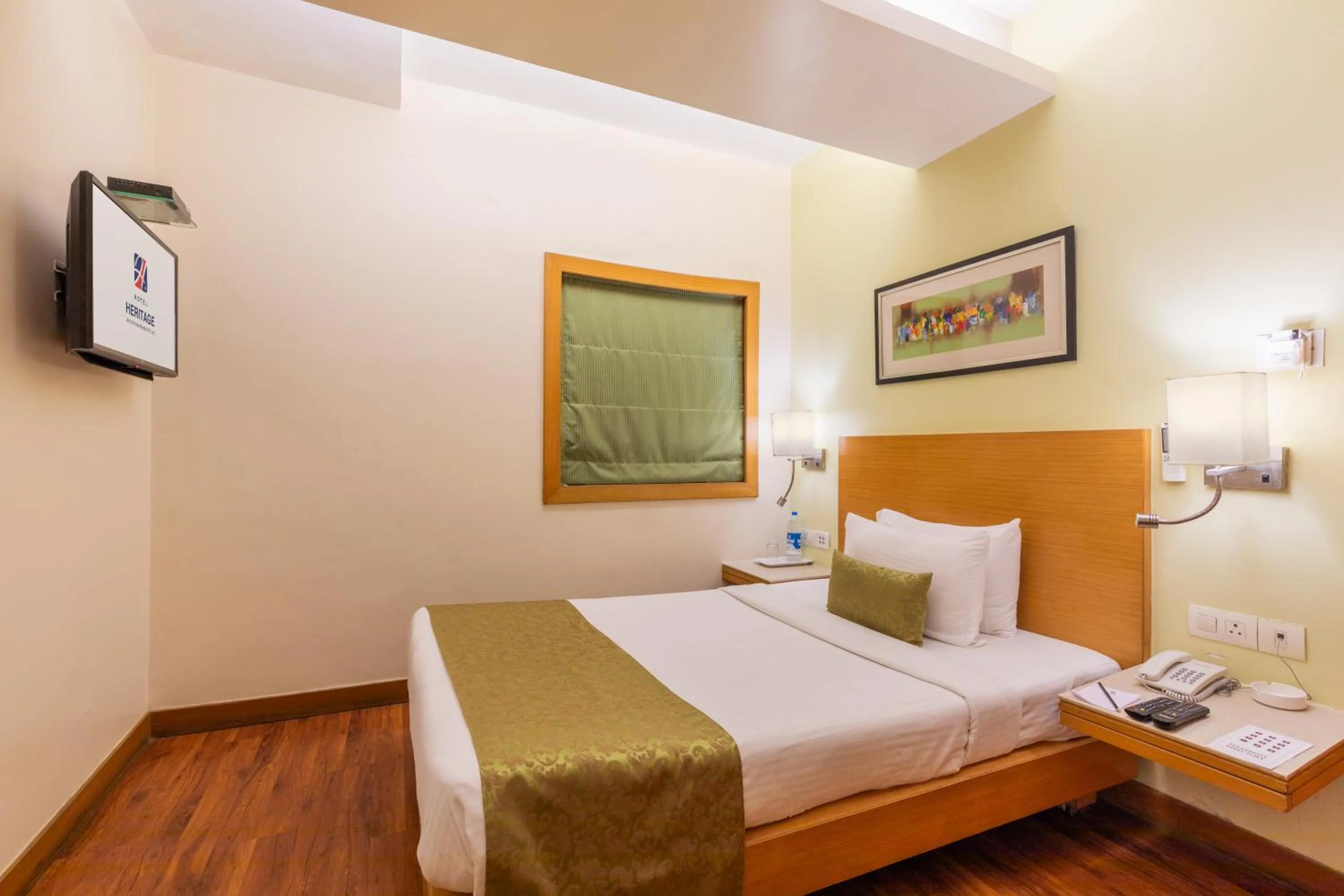 Bed in Hotel Heritage formerly known as Comfort Inn Heritage