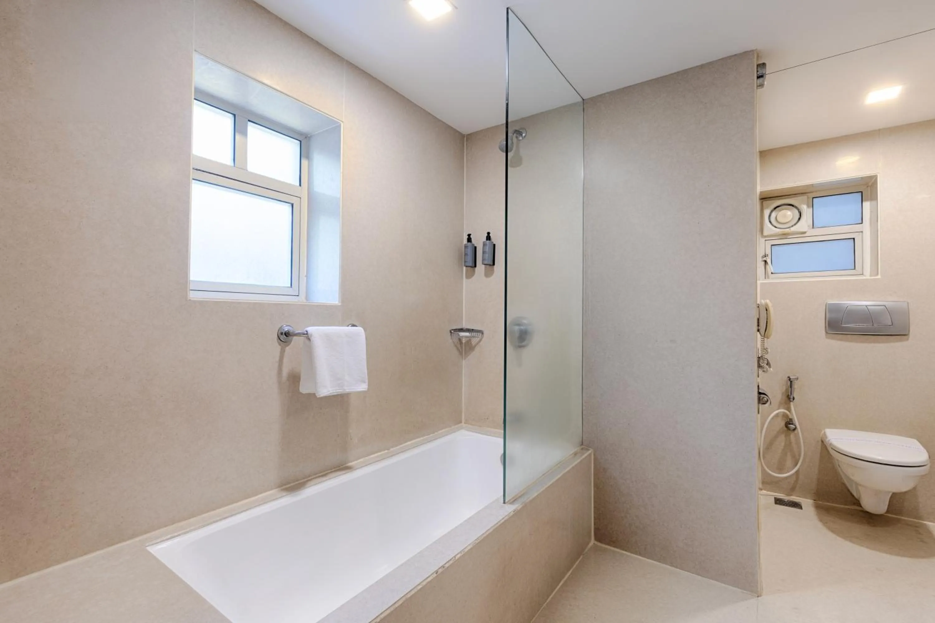 Hotel Heritage formerly known as Comfort Inn Heritage