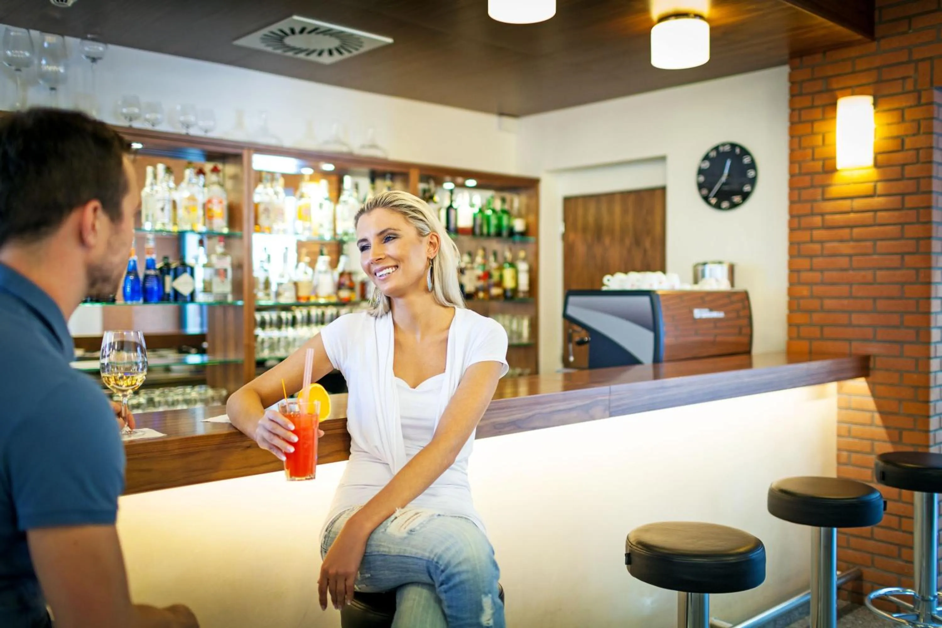 Lounge or bar in Hotel Port Doksy