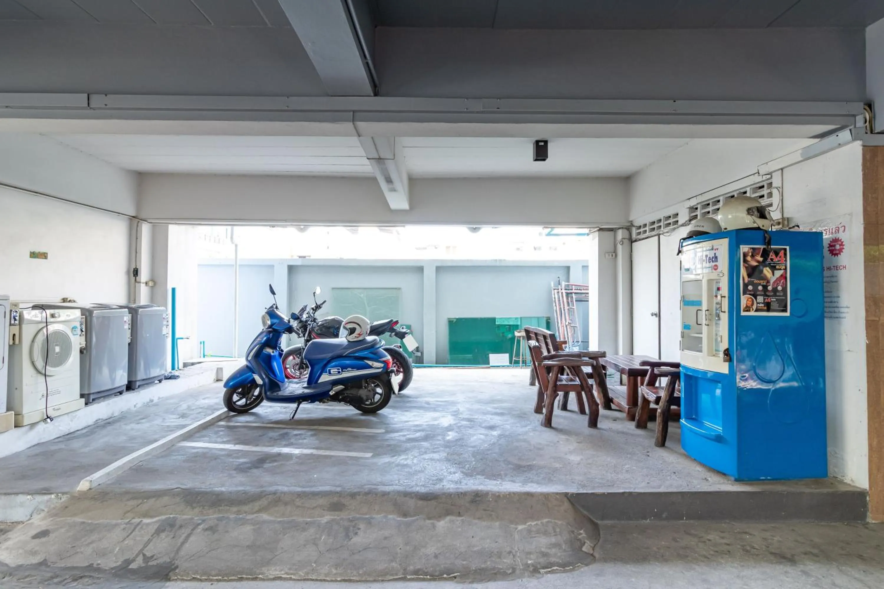 Property building in Living Naraa Place