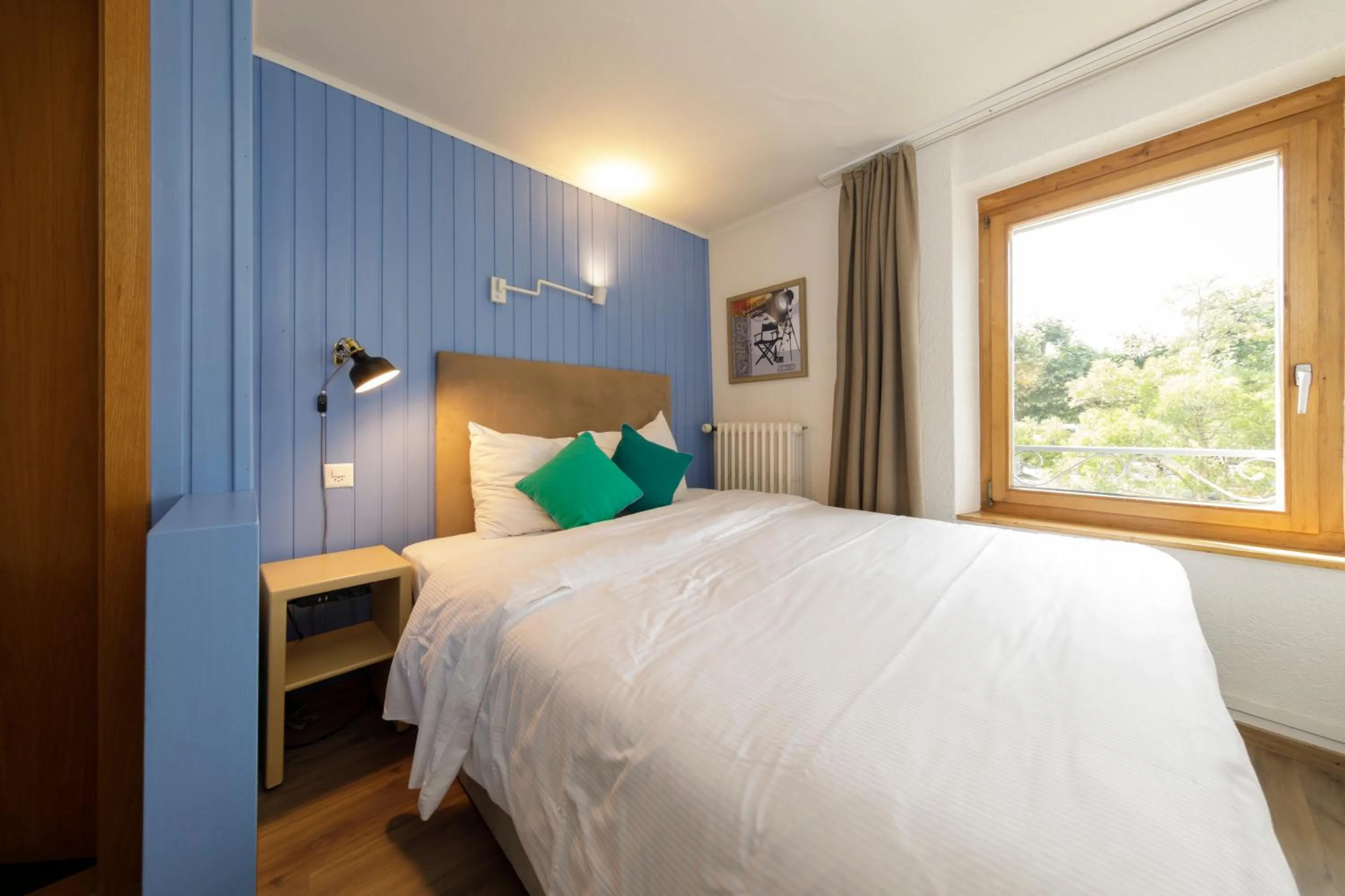 Bedroom, Bed in Hôtel de l'Ange