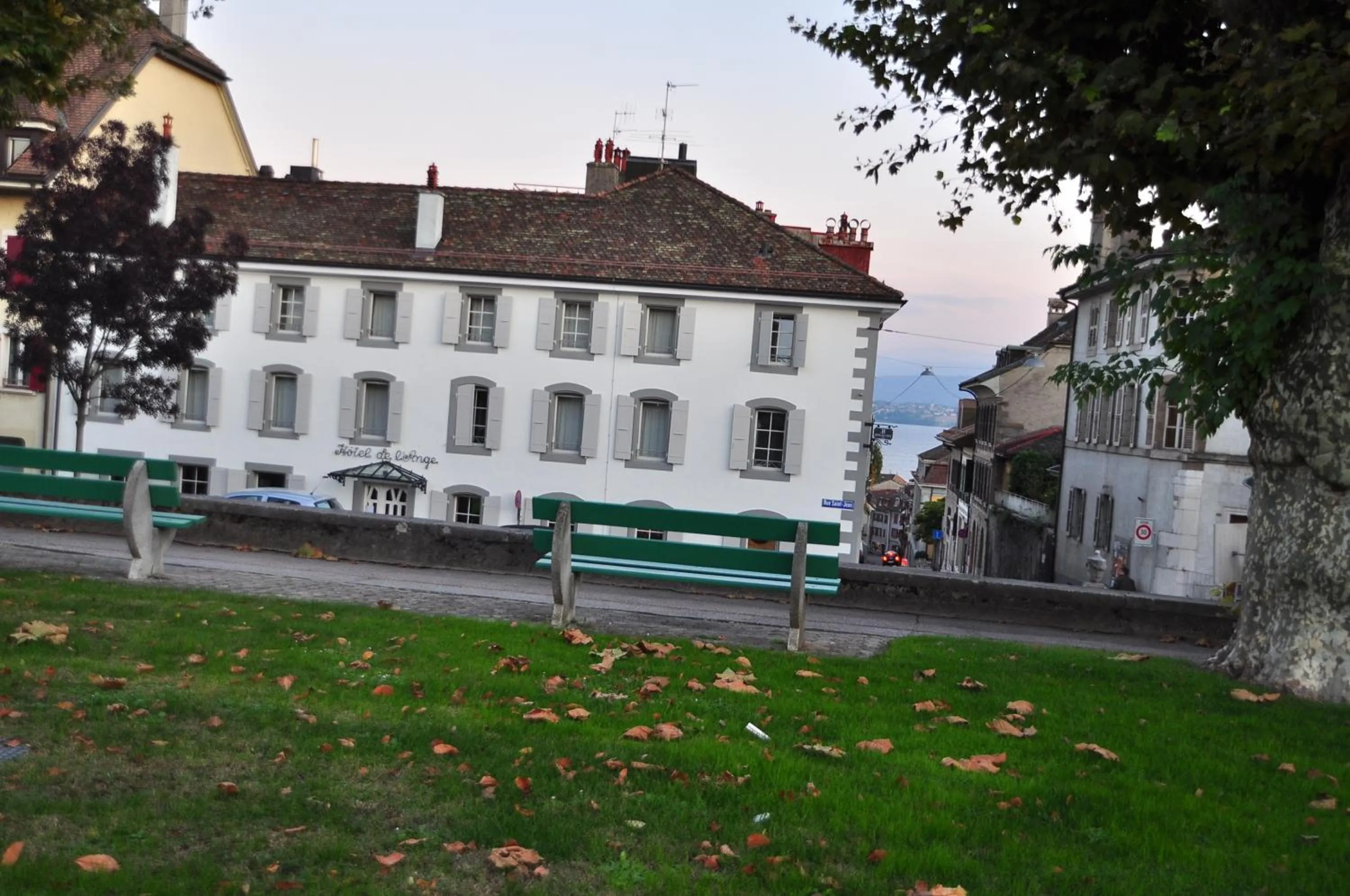 Facade/entrance in Hôtel de l'Ange