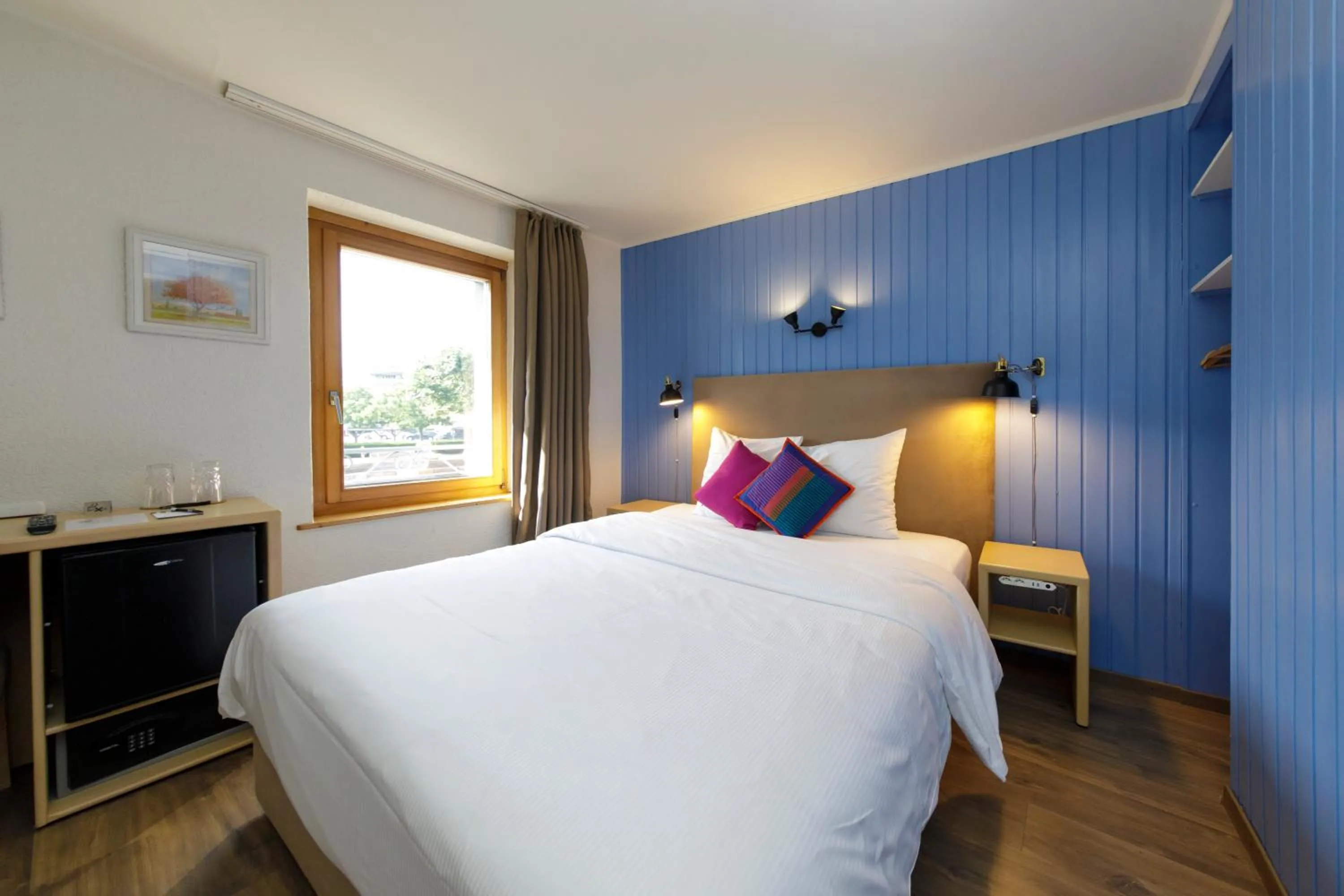 Bedroom, Bed in Hôtel de l'Ange