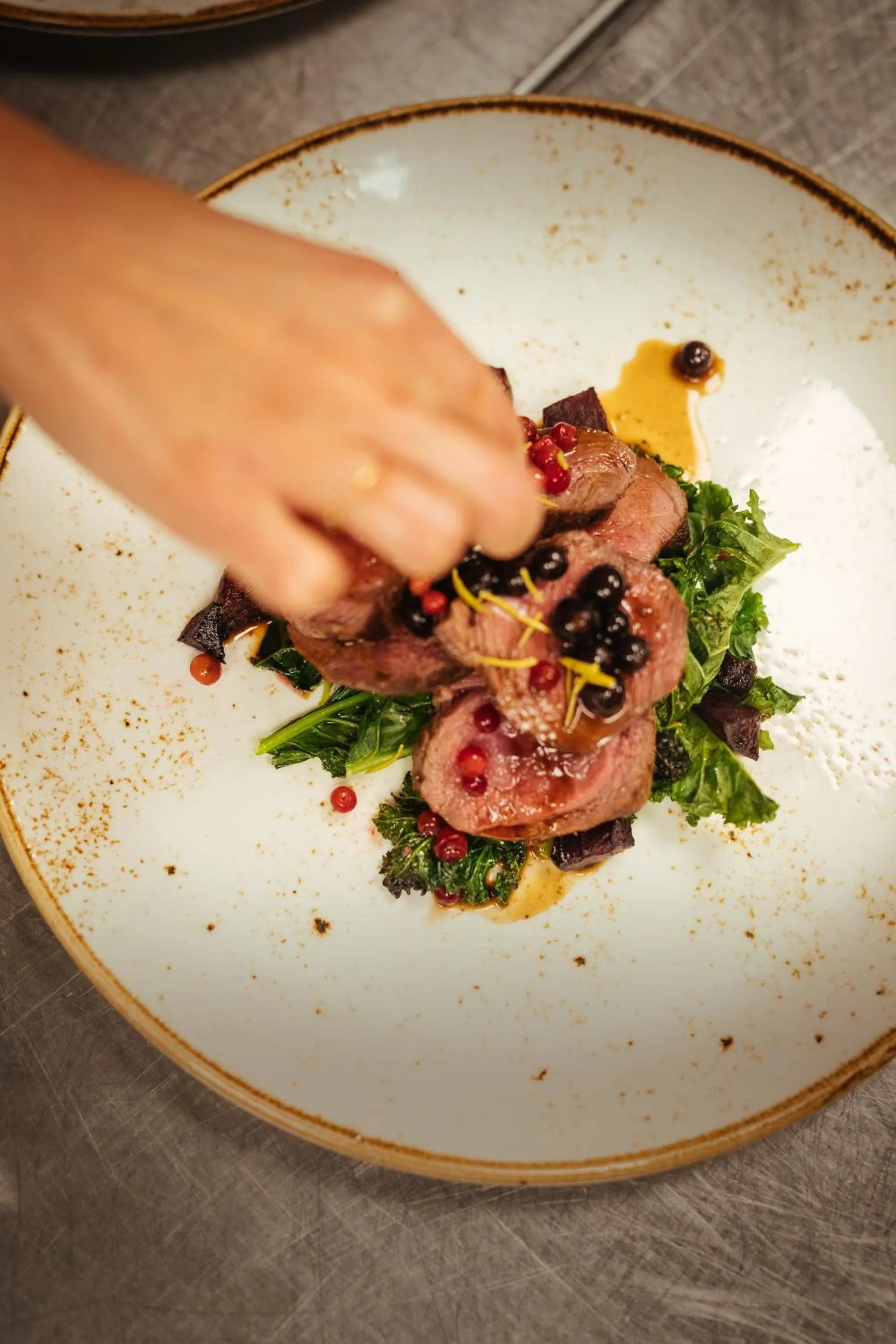 Dinner in Nyvågar Rorbuhotell - by Classic Norway Hotels