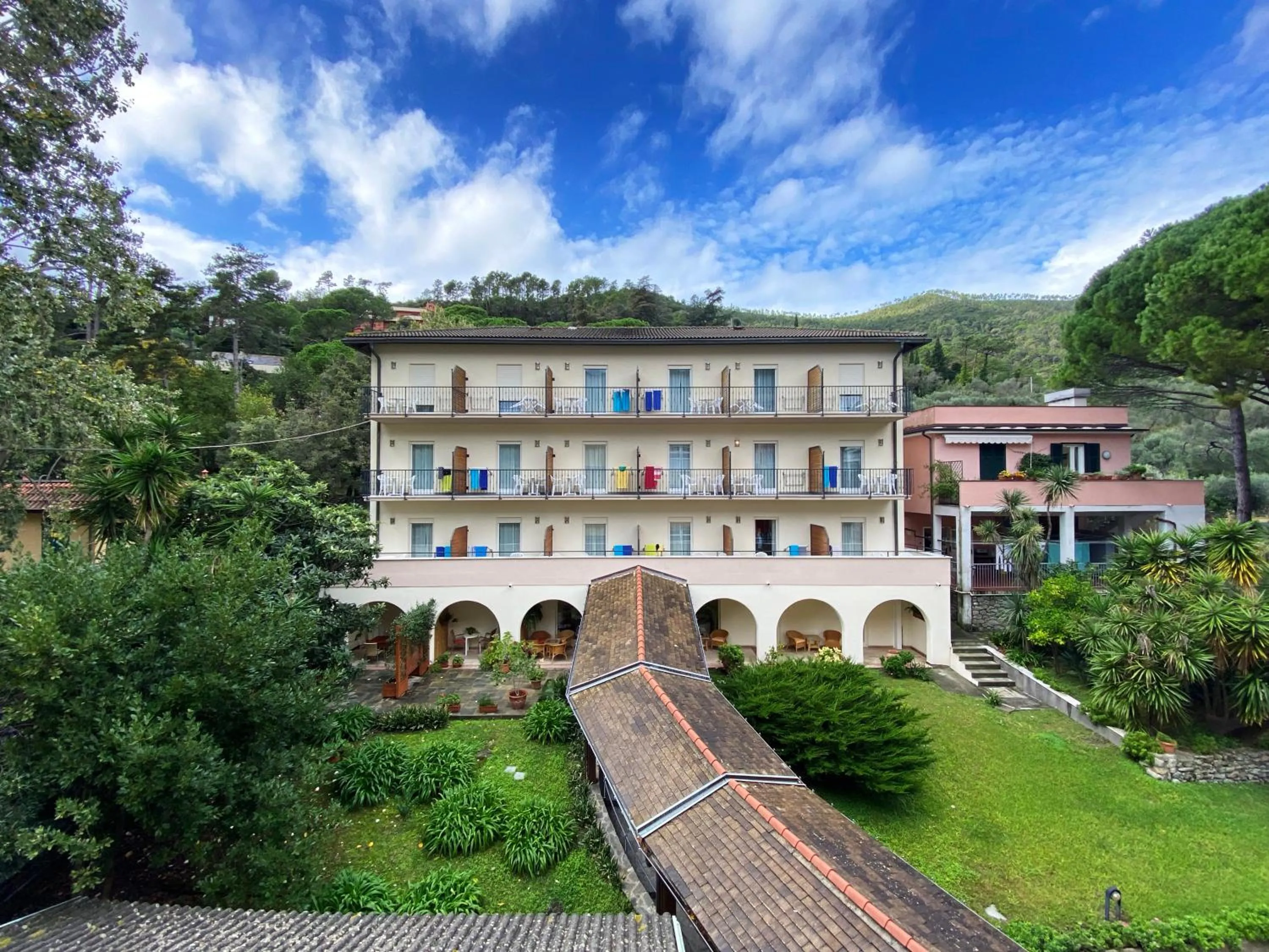Property building in Hotel Villa Adriana