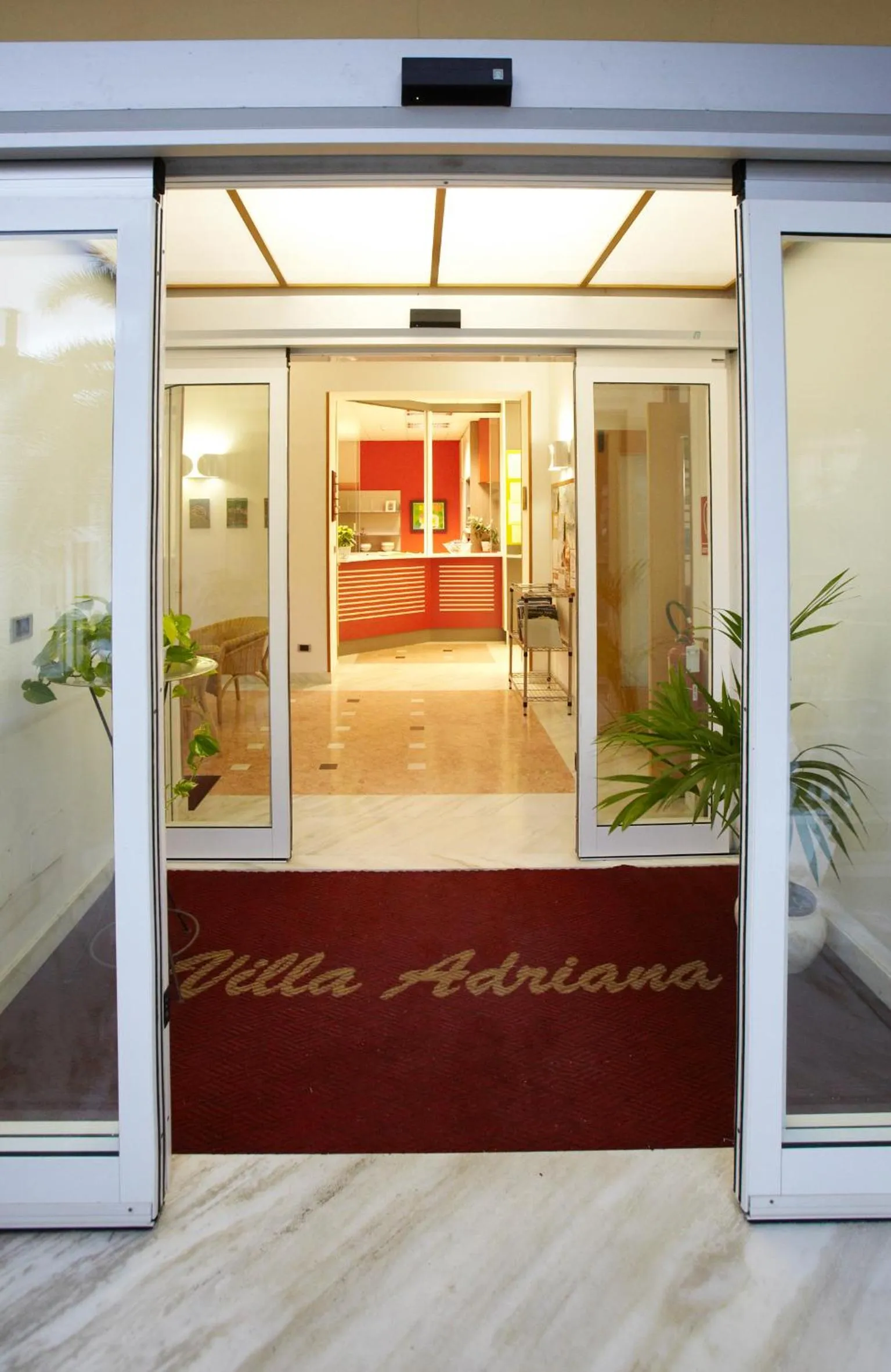 Facade/entrance in Hotel Villa Adriana