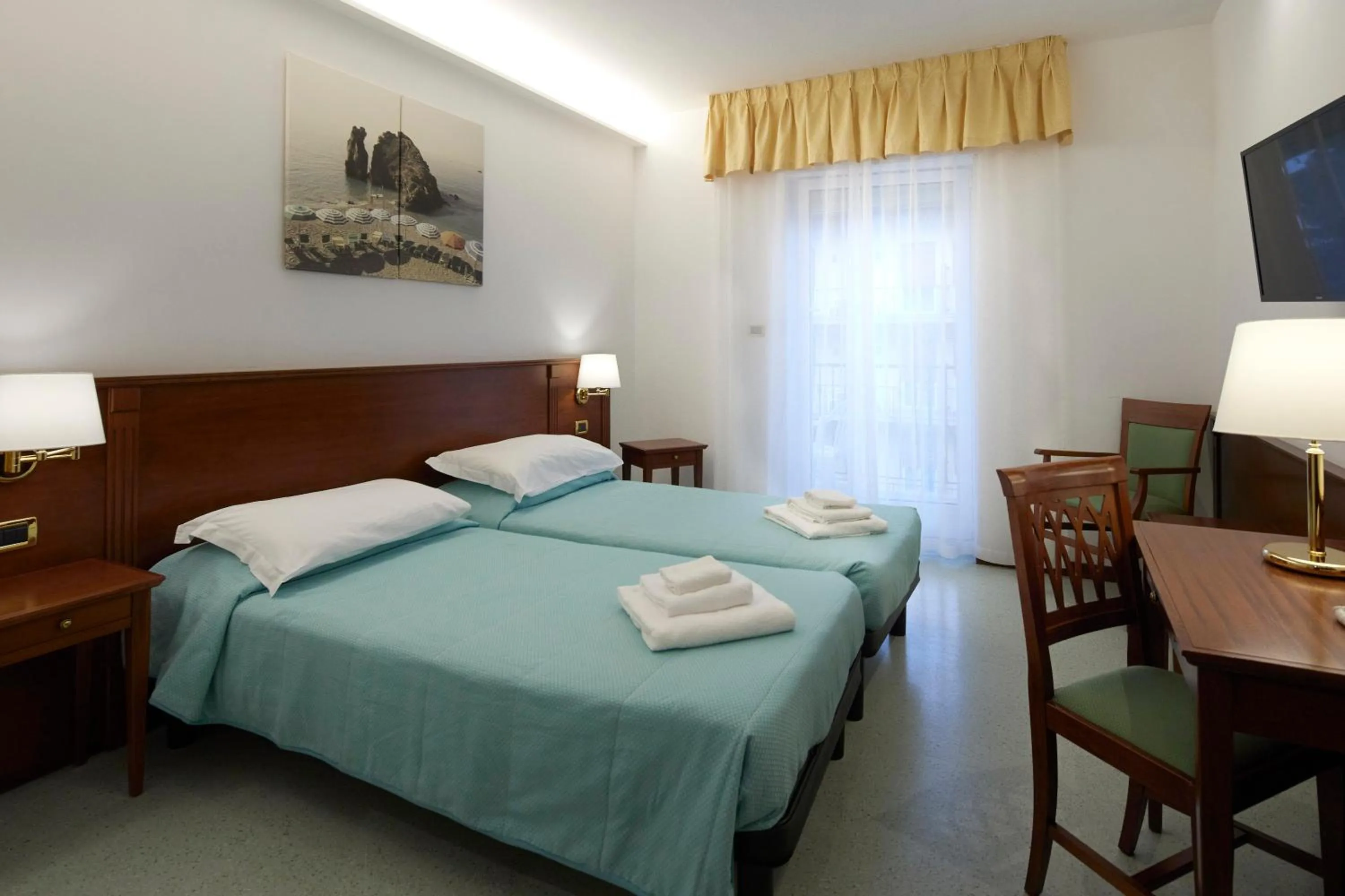 Bedroom, Bed in Hotel Villa Adriana