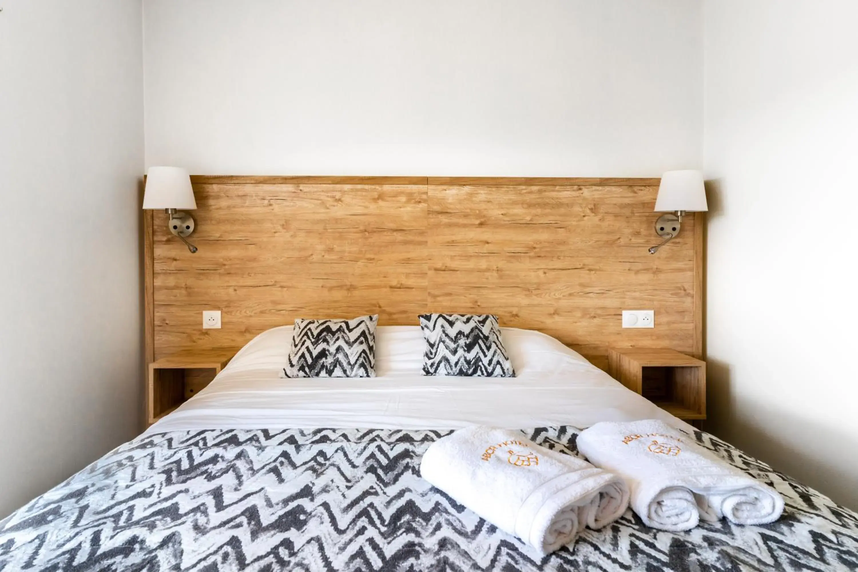 Double Room - Disability Access in Abor Hôtel, Mont de Marsan Double Room - Disability Access in Abor Hôtel, Mont de Marsan