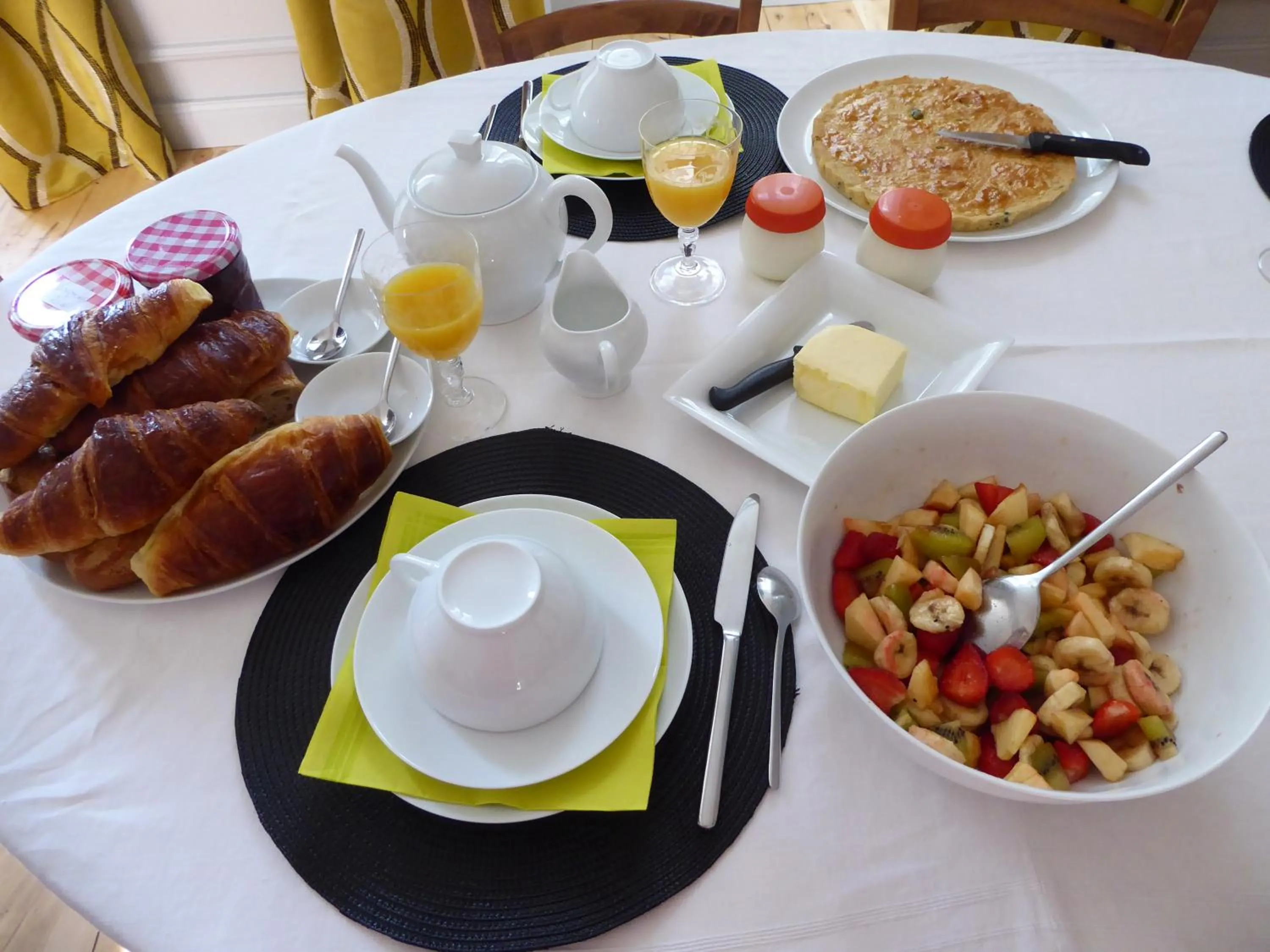 Food close-up in Chateau d'Annezay