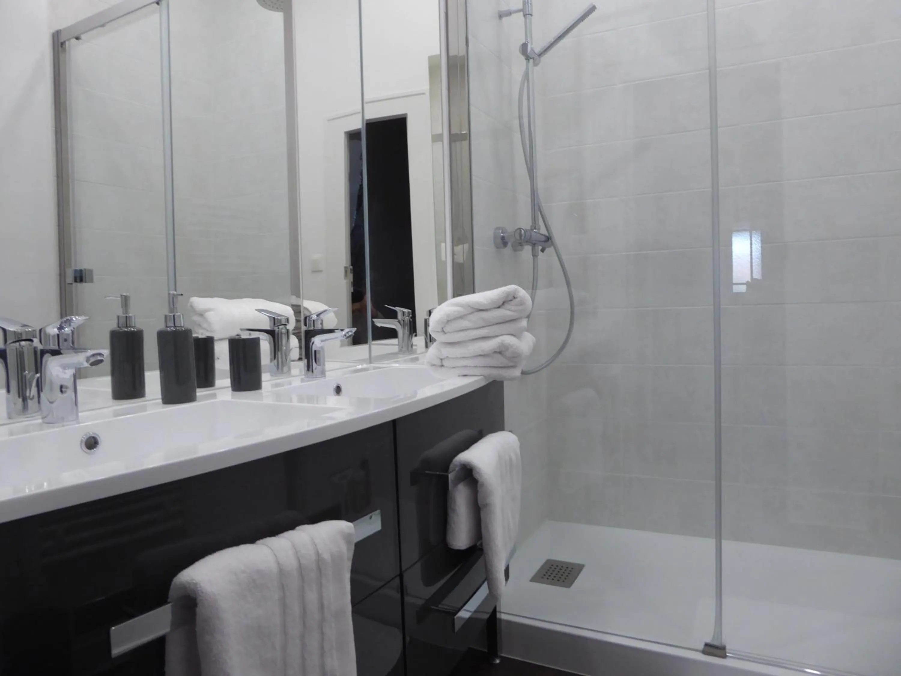 Bathroom in Chateau d'Annezay