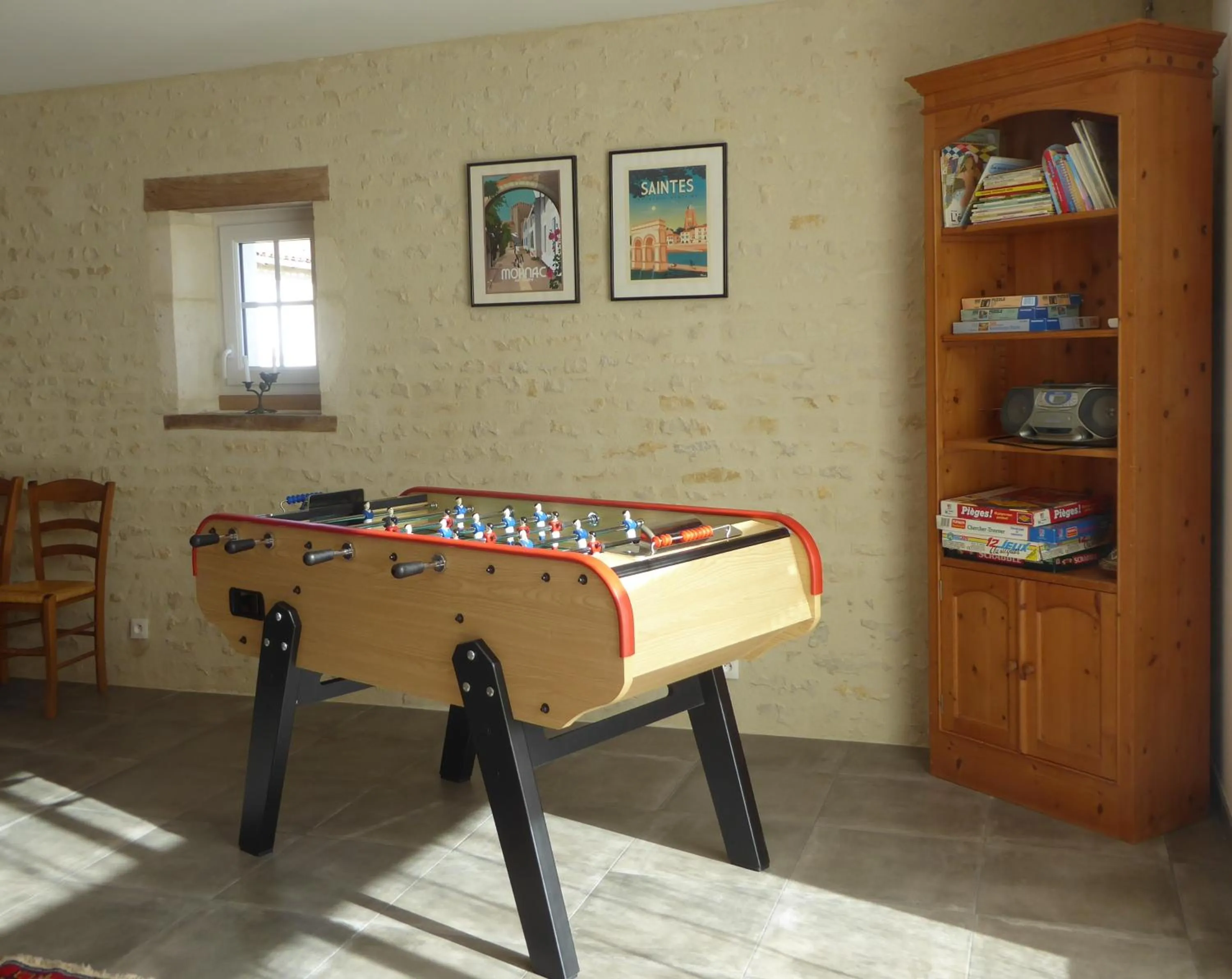 Game Room in Chateau d'Annezay