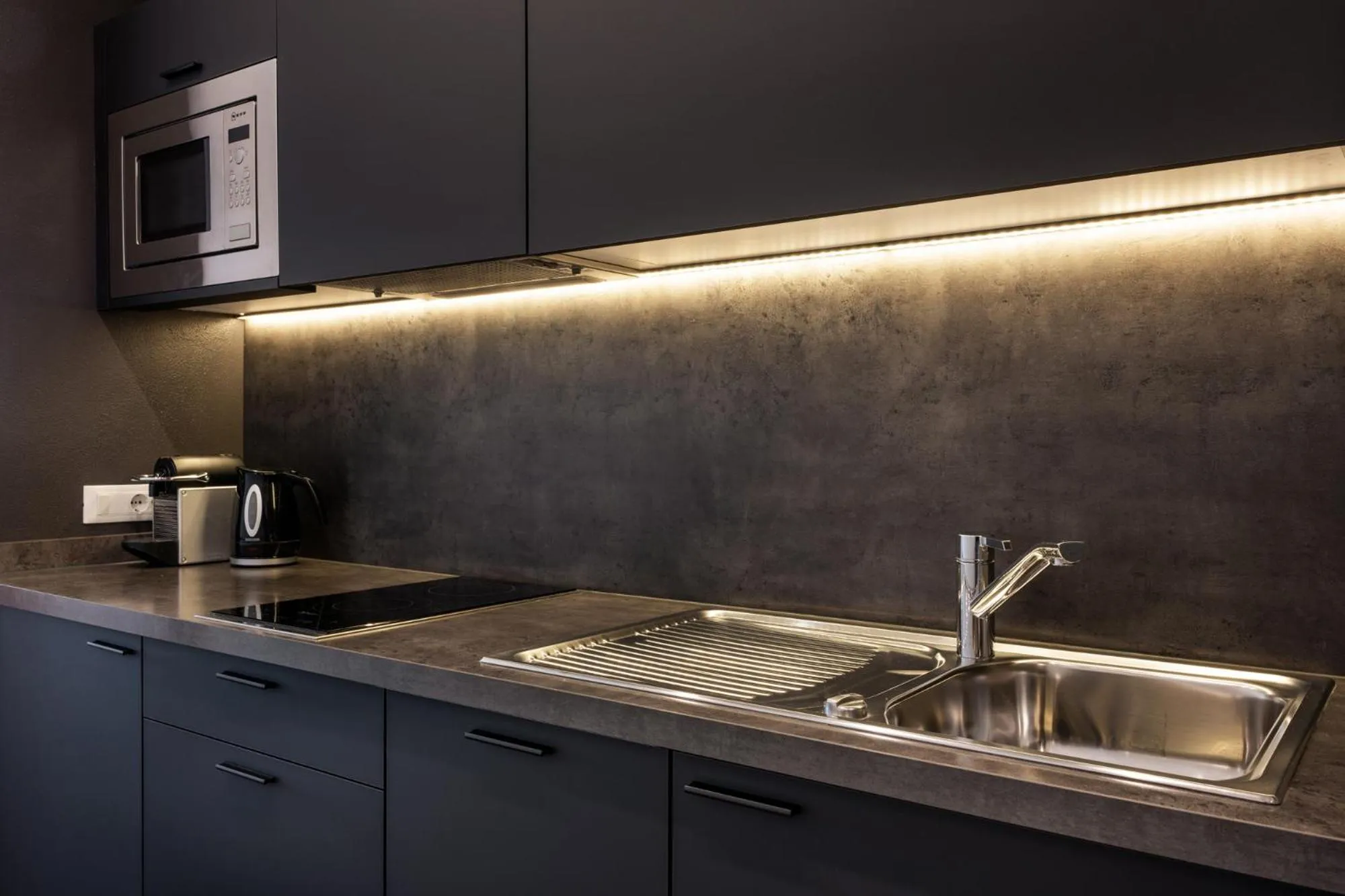 Kitchen or kitchenette in Alagundis Apartment Residence