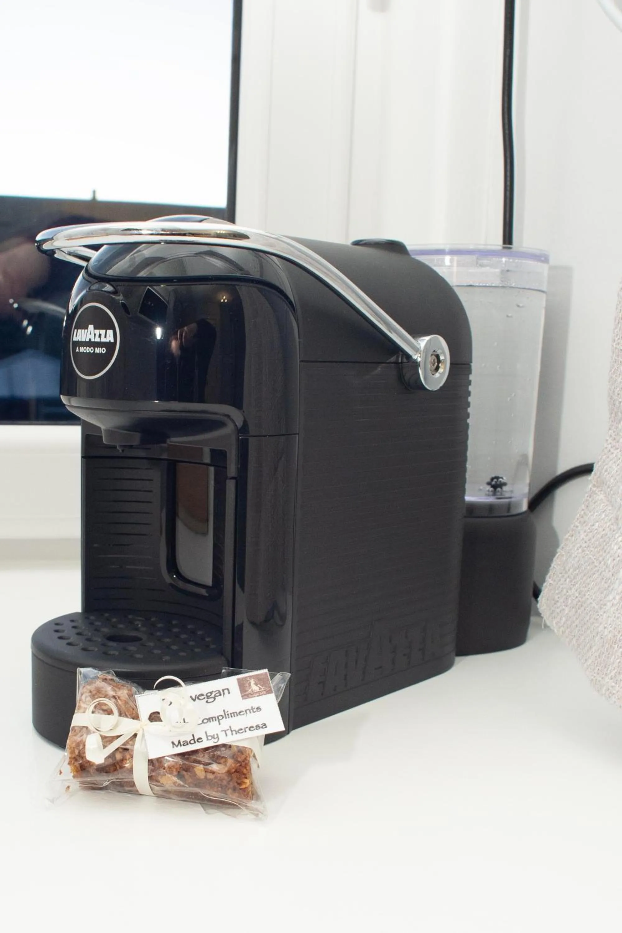 Coffee/tea facilities in Dunvegan Bed & Breakfast