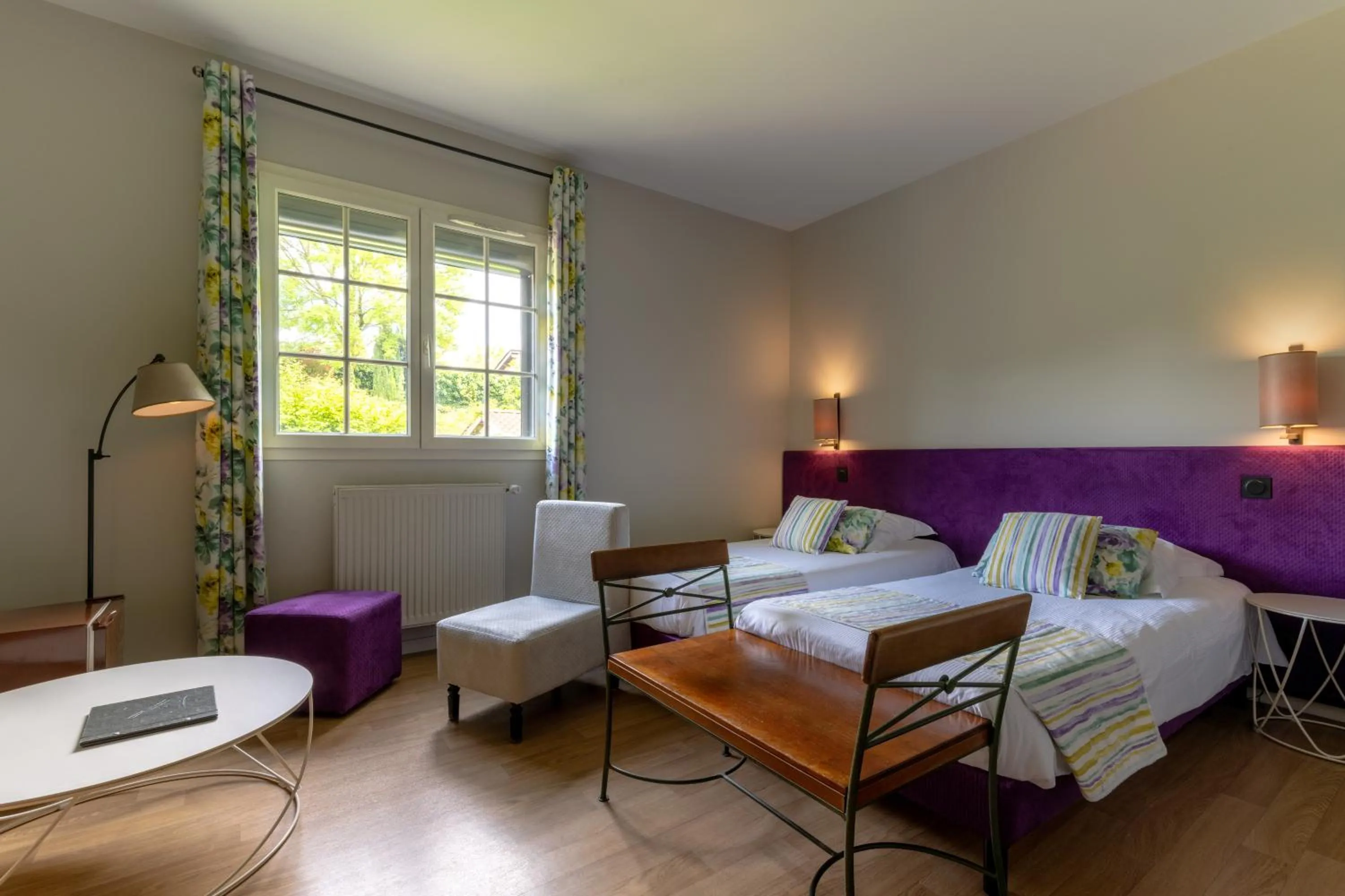 Property building, Bed in Le Moulin du Gastronome