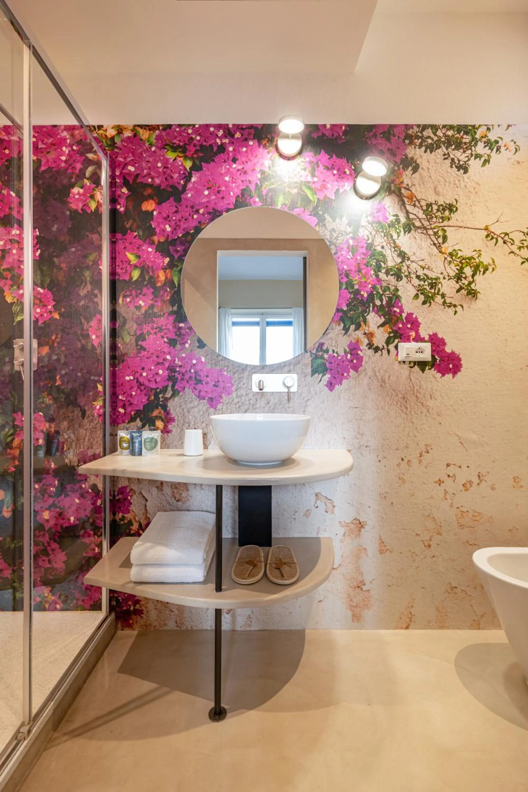 Bathroom in Albergo Minerva