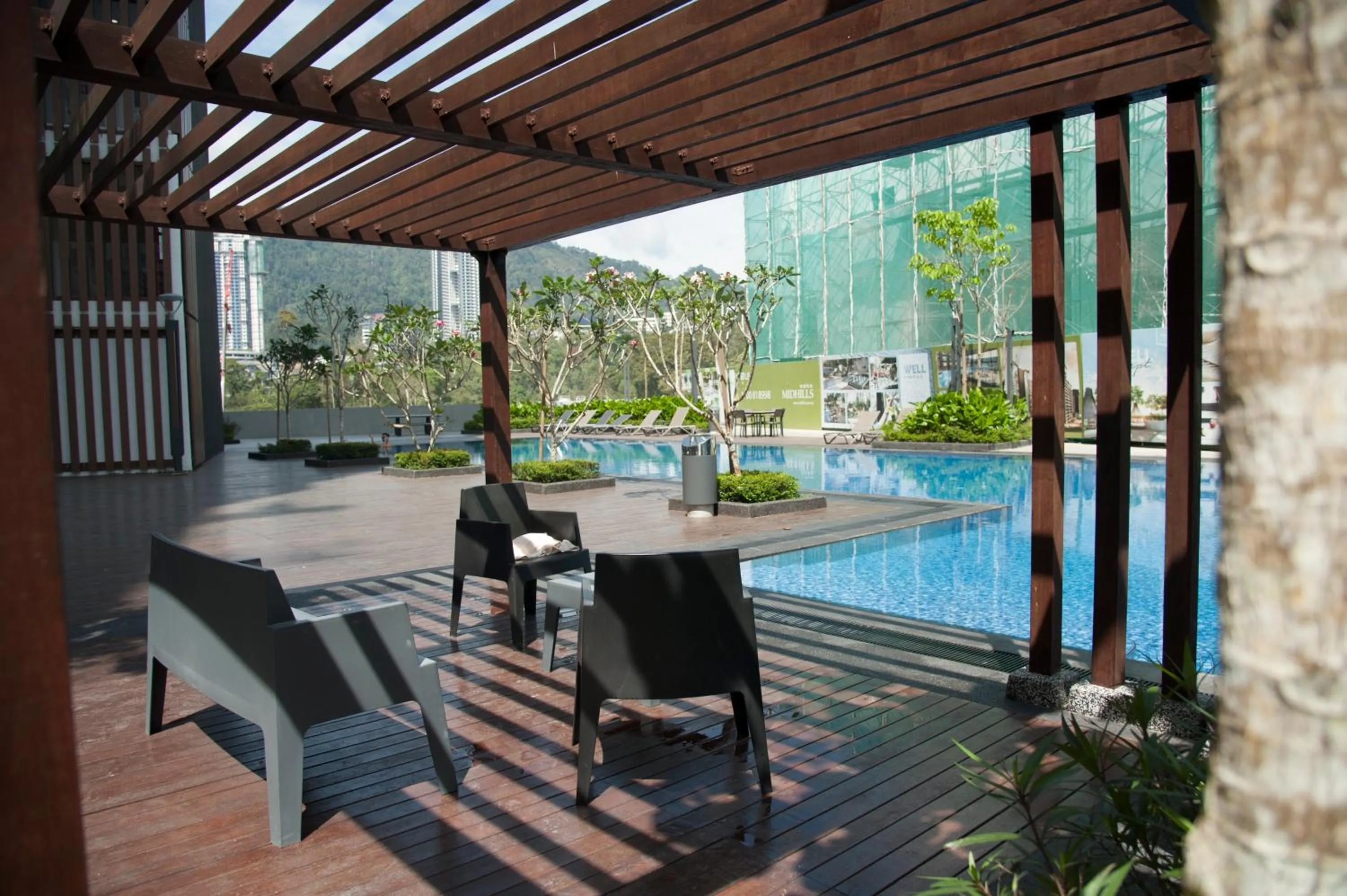 Pool view in Resort Suite @Midhill Genting