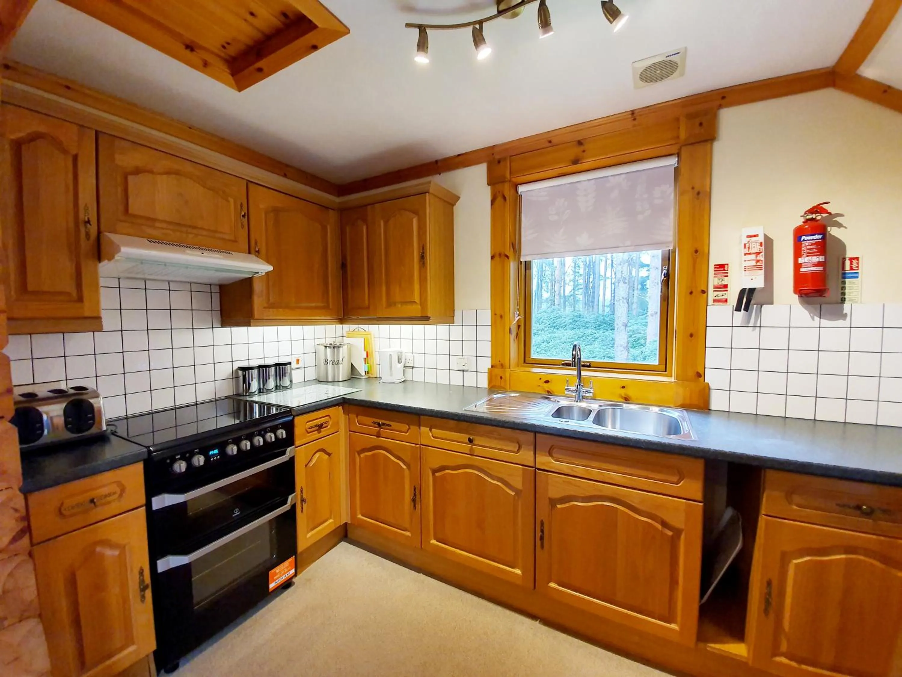 Kitchen or kitchenette in The Dorset Resort