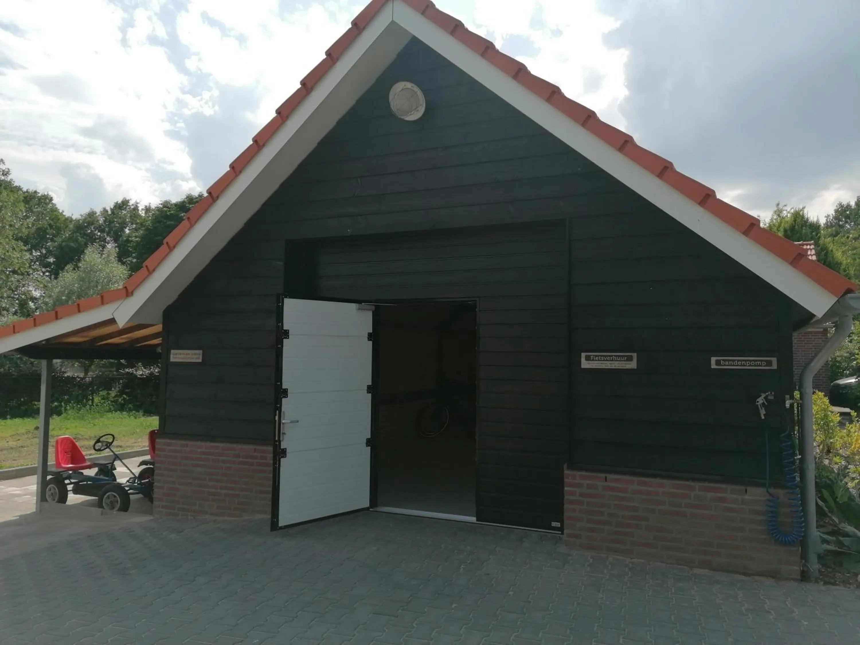 Cycling in Hotel Lemmenhof