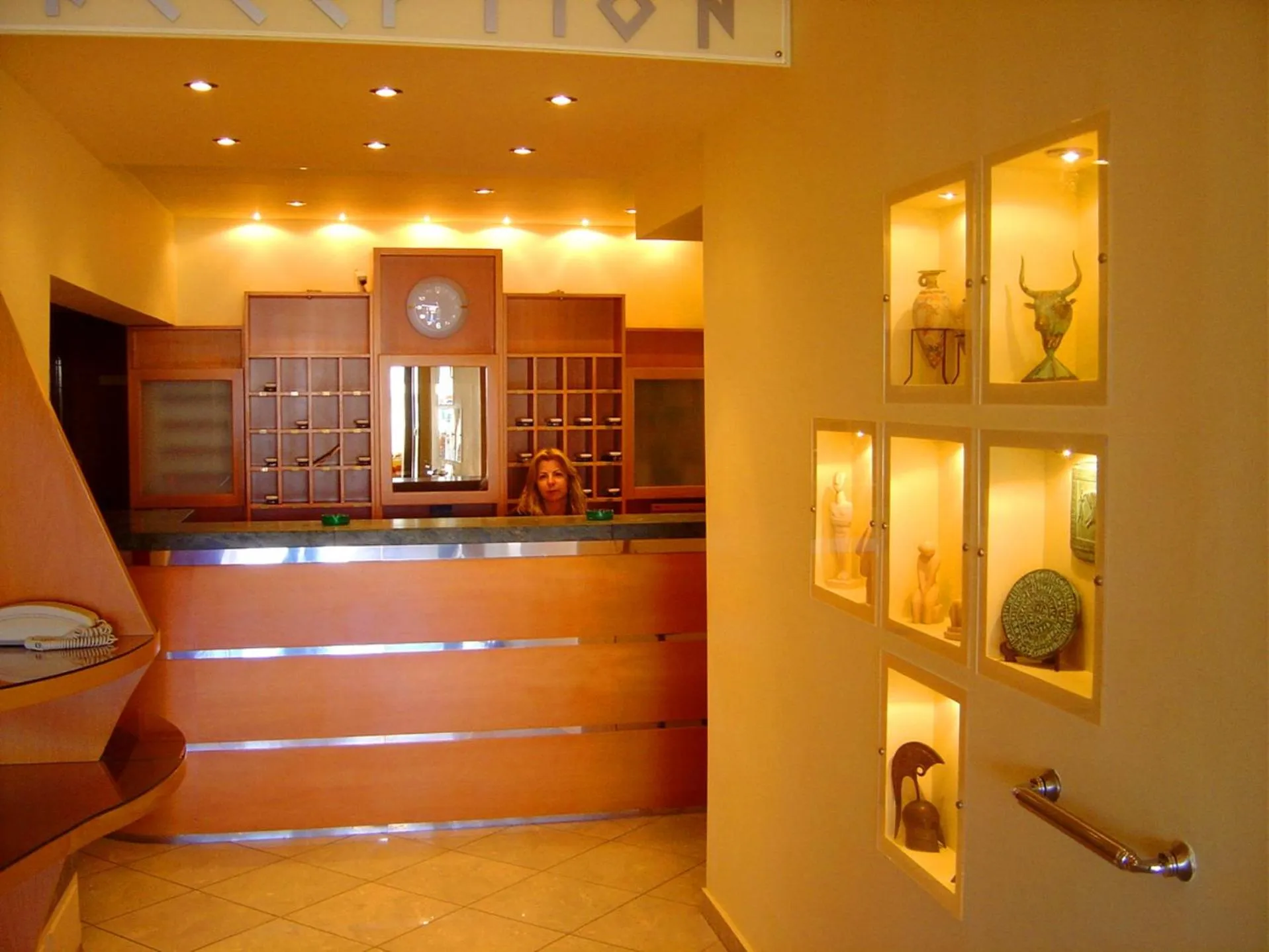 Night in Elysee Hotel