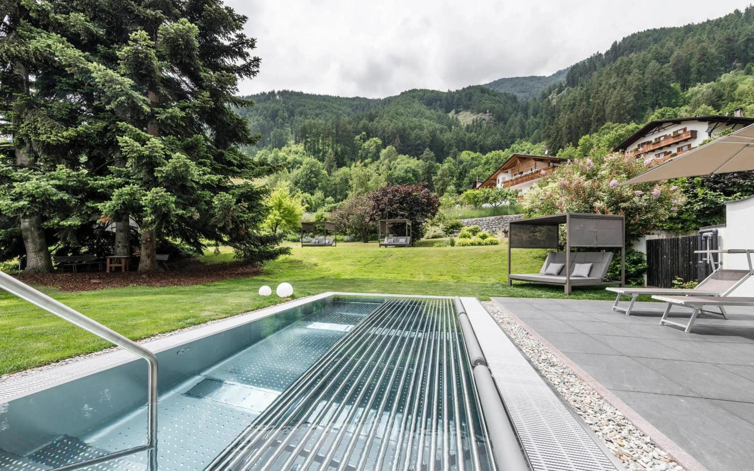 Swimming pool in Der Mohrenwirt ****