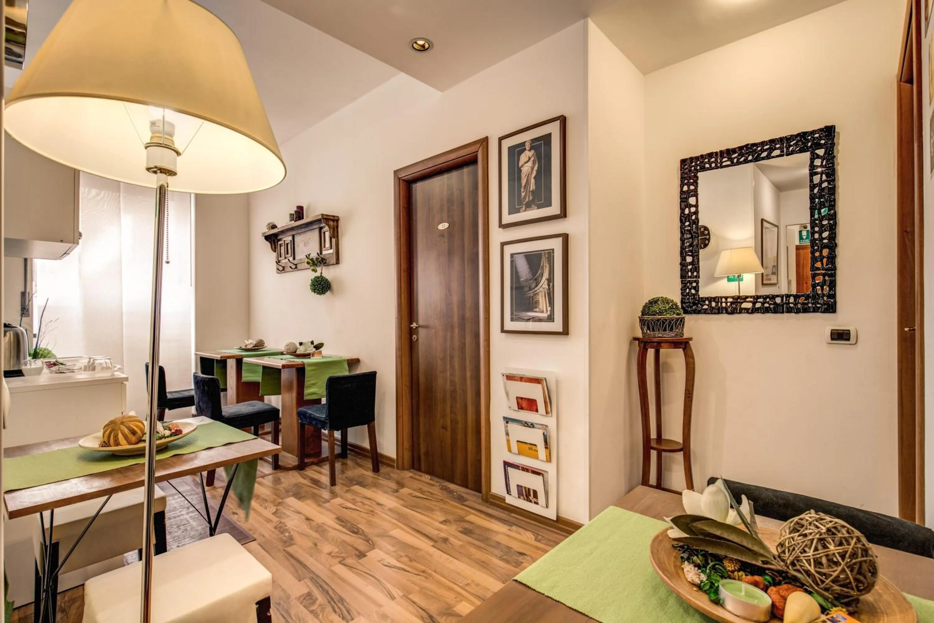 Lounge or bar in Trastevere Rooms