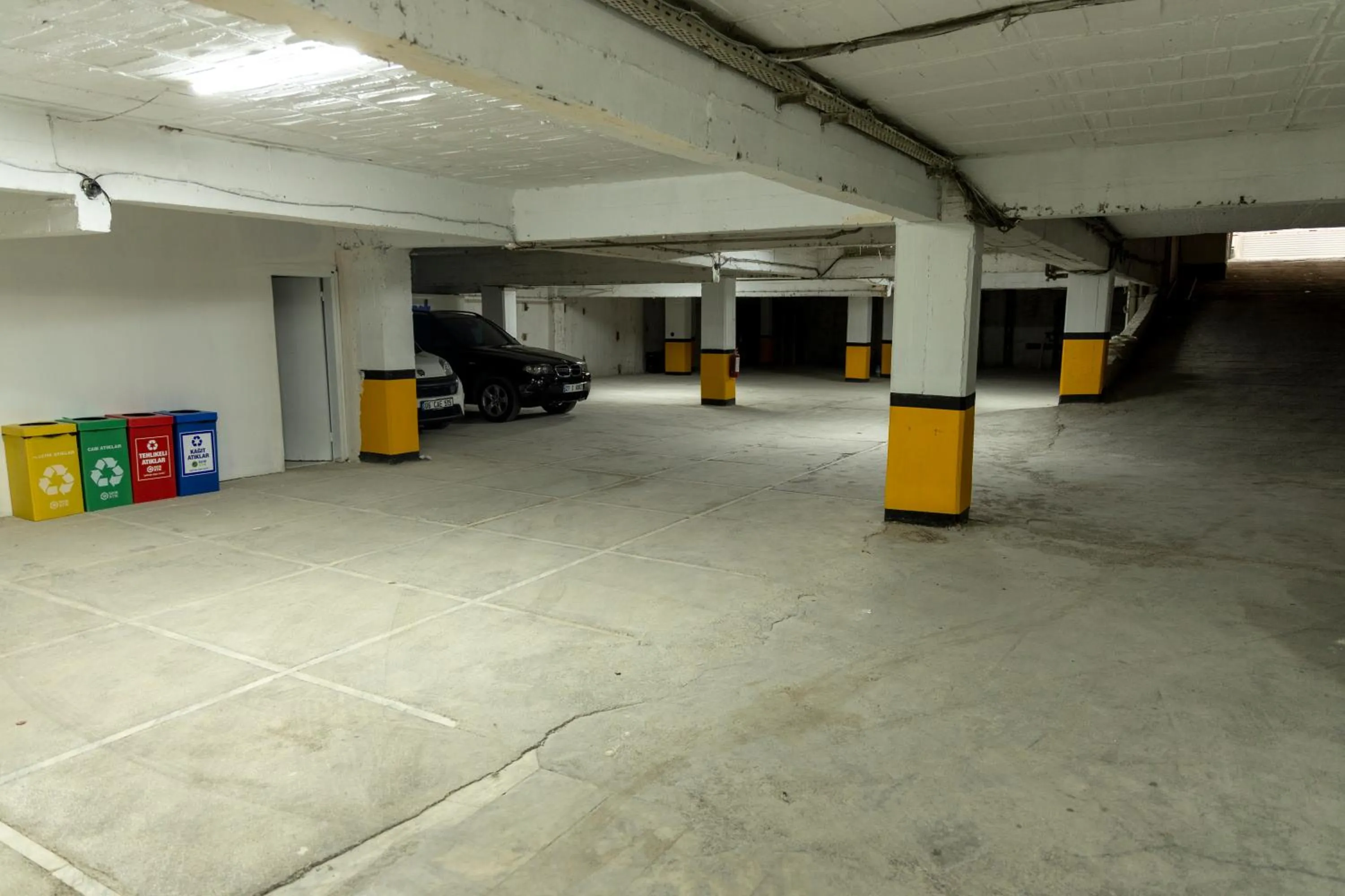 Parking in Afyon MCG Marble Hotel